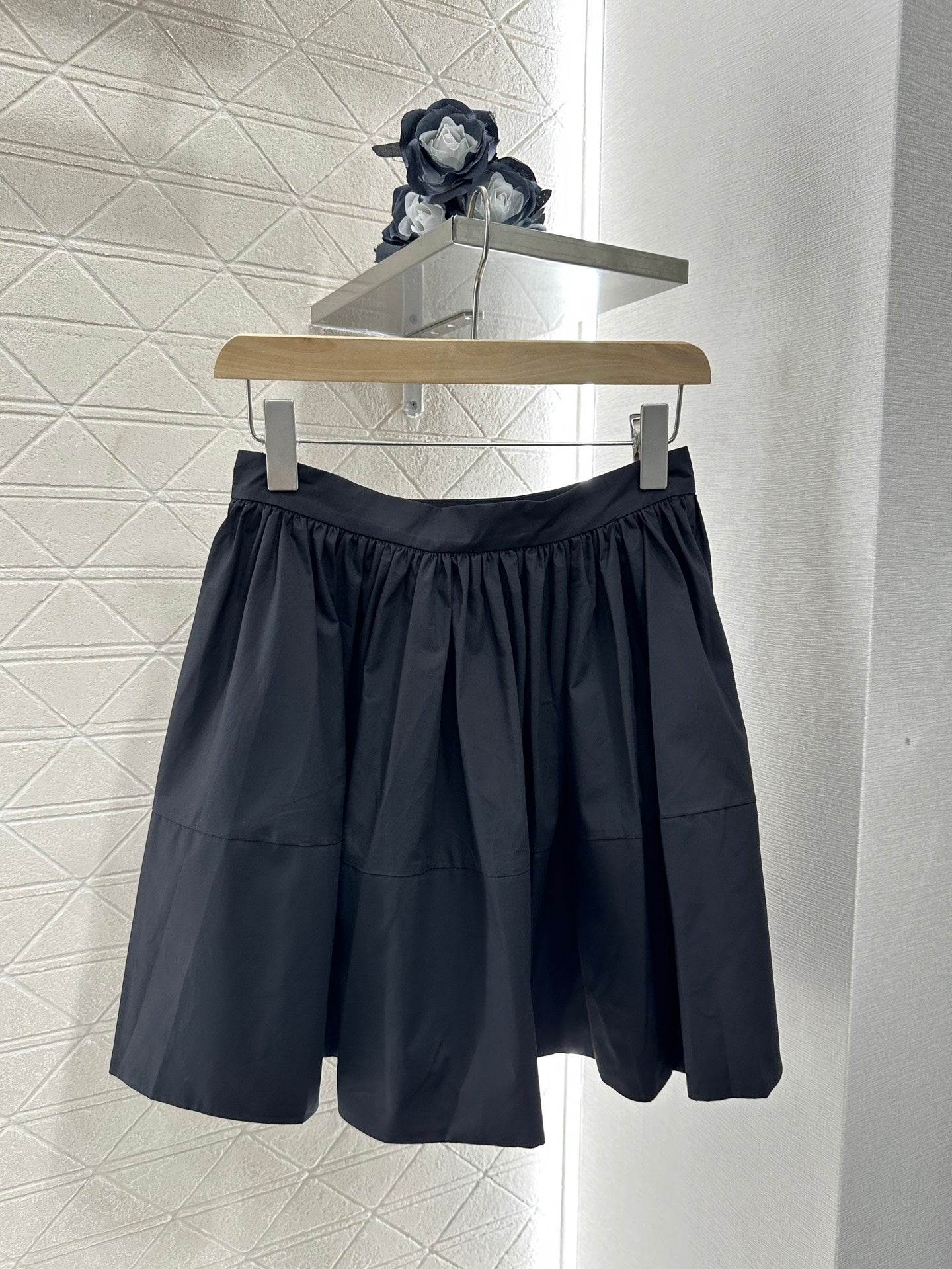 Louis*♥2025 new product Waist-length umbrella skirt