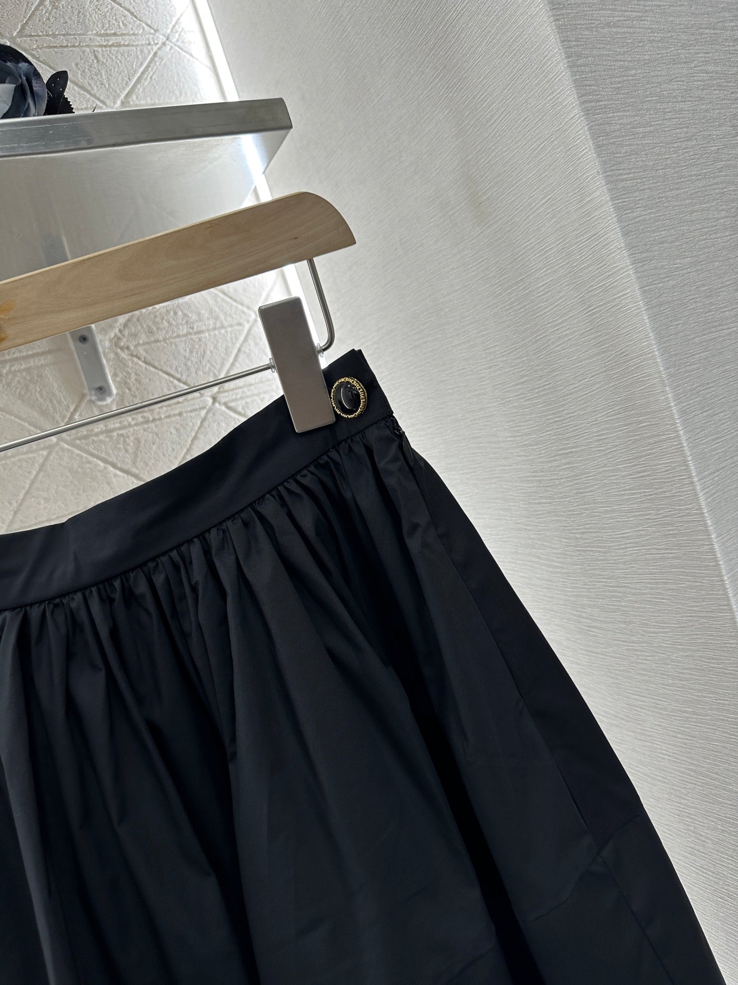 Louis*♥2025 new product Waist-length umbrella skirt