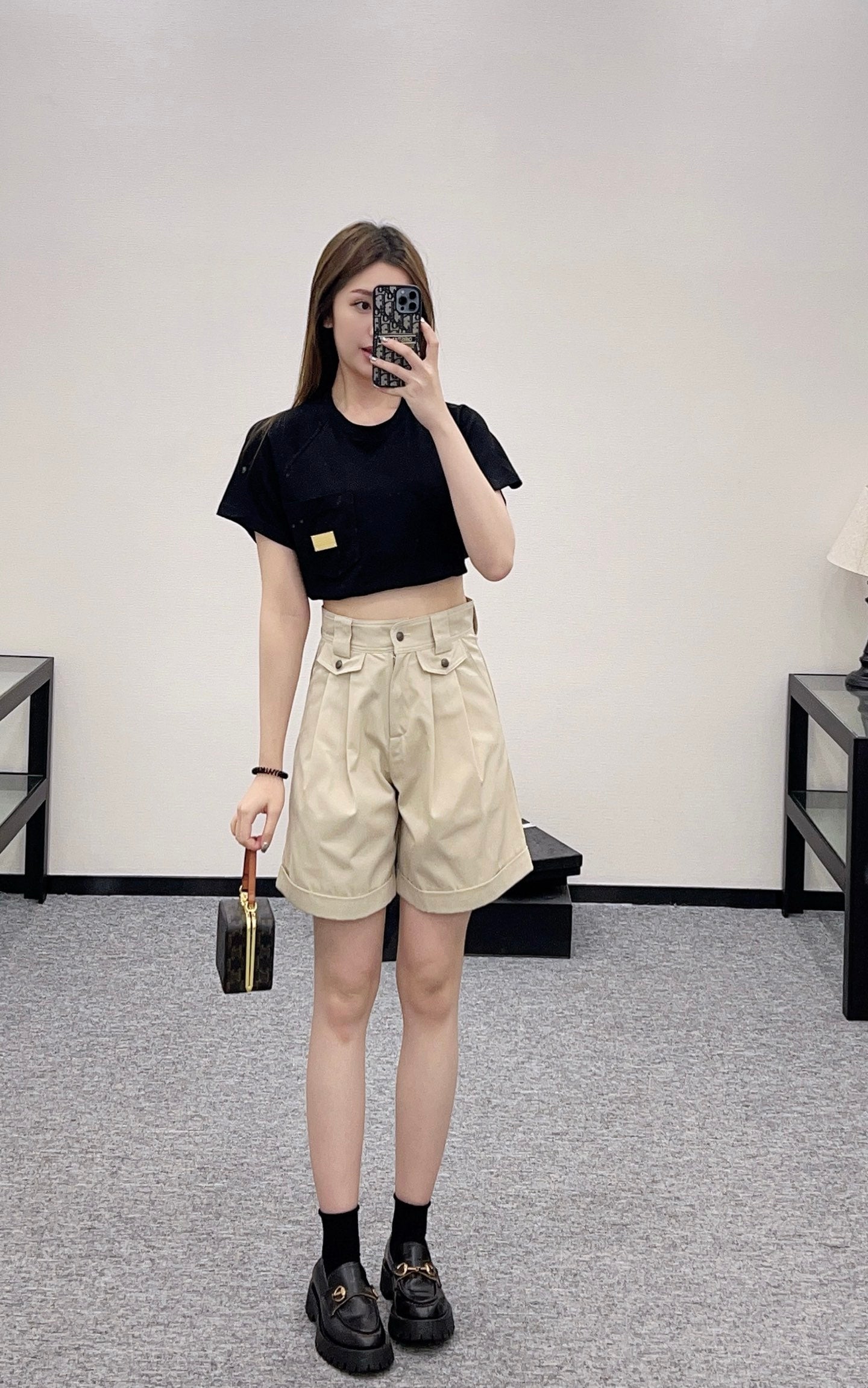 Louis*♥2025 new products Pleated shorts
