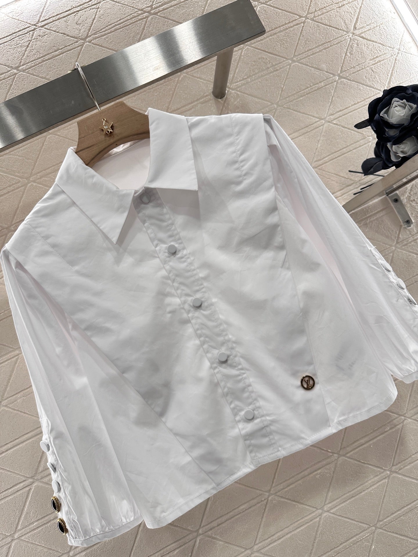 Louis*♥2025 new products Short mid-sleeve top