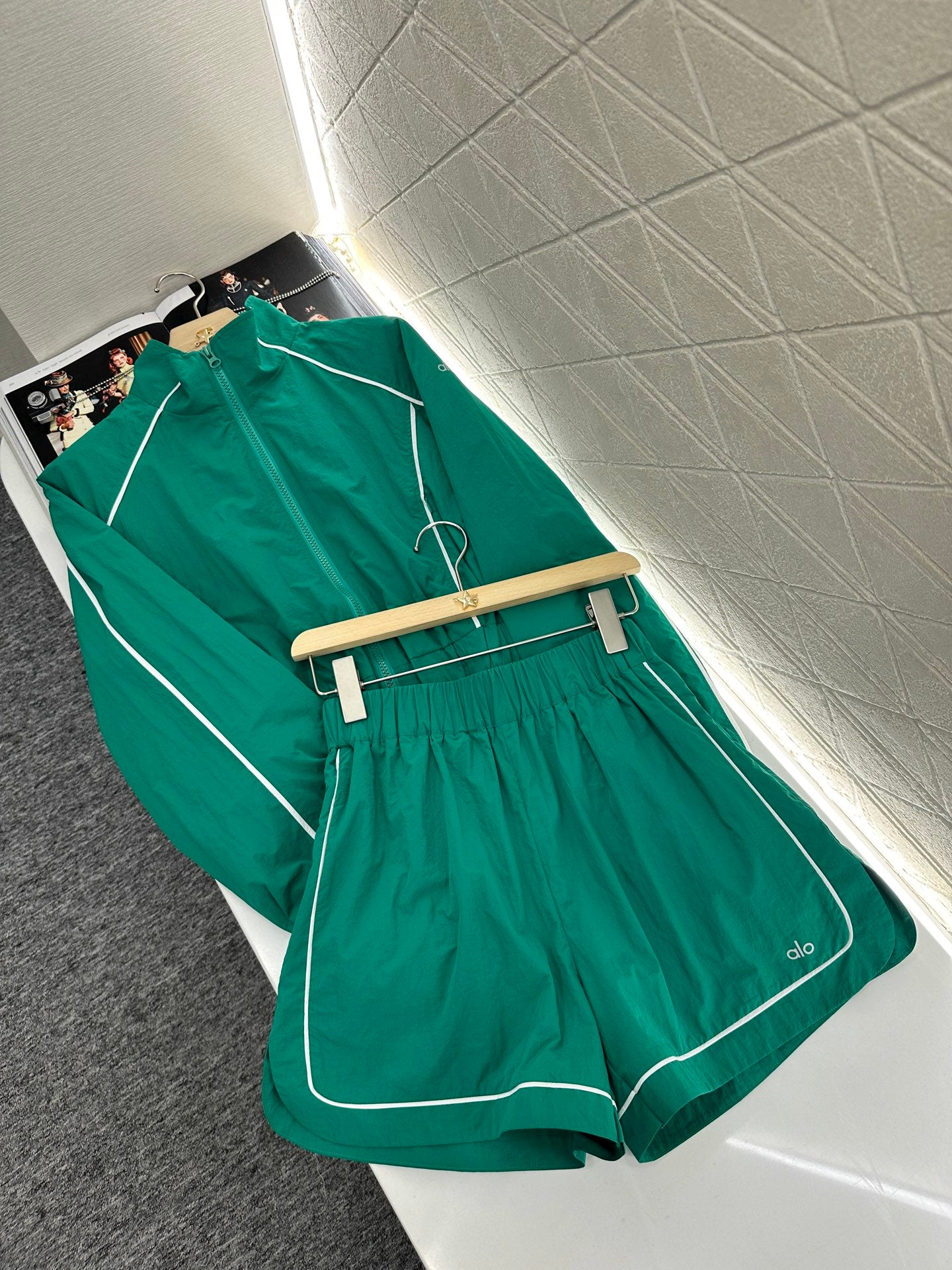 Alo*♥2025 new products Jacket, coat and shorts set