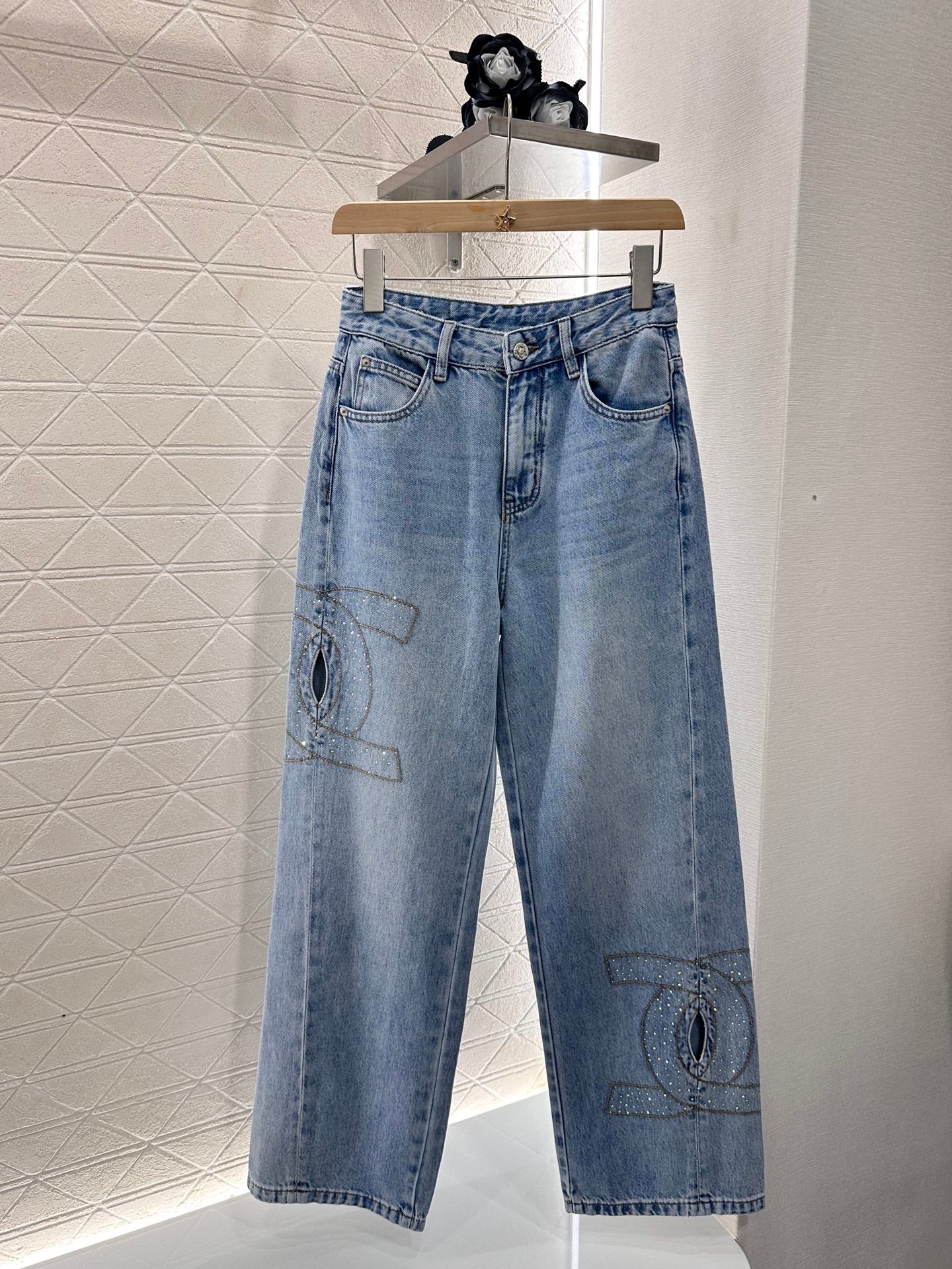 C*♥2025 new products Diamond-studded denim trousers