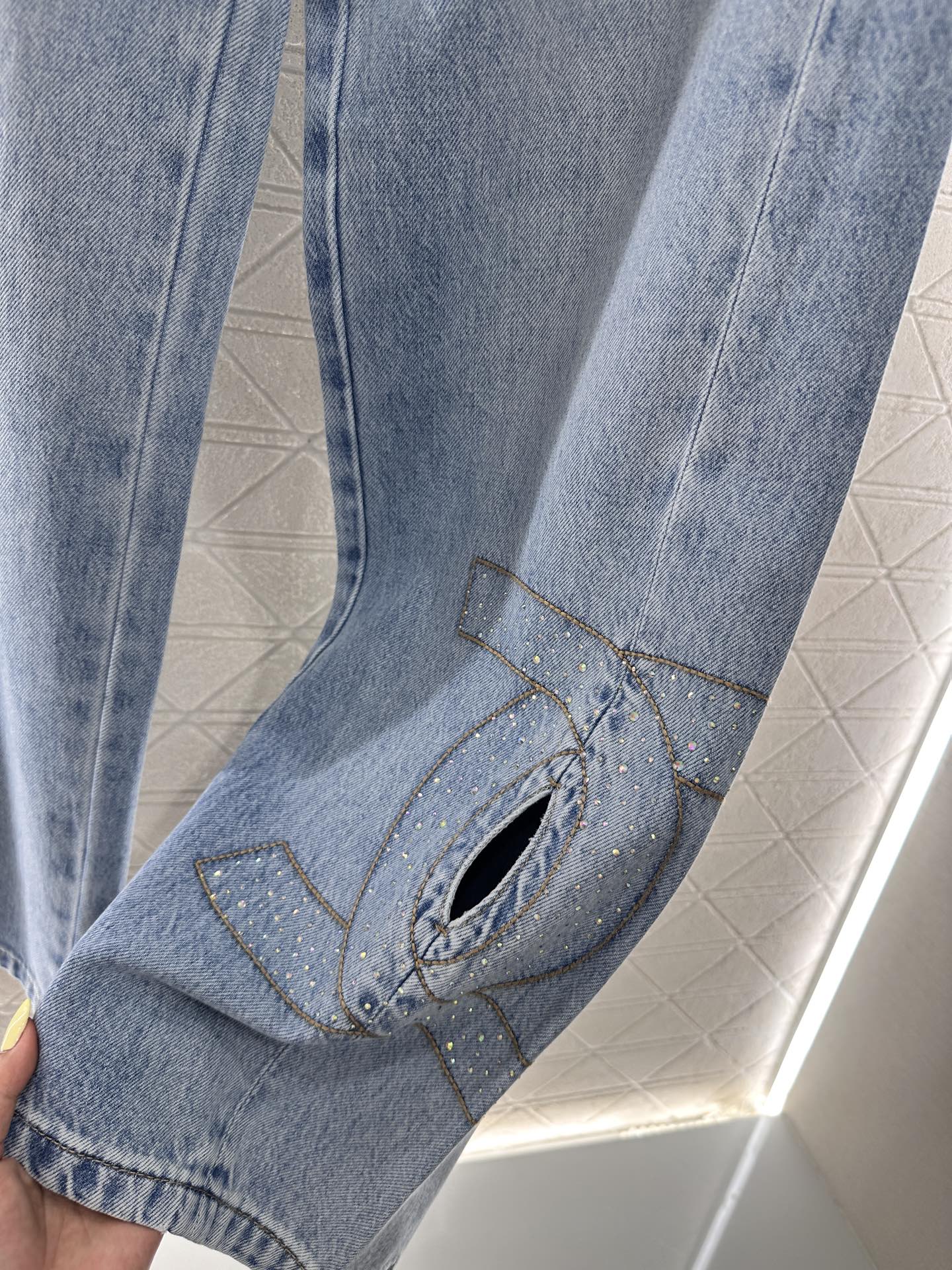 C*♥2025 new products Diamond-studded denim trousers
