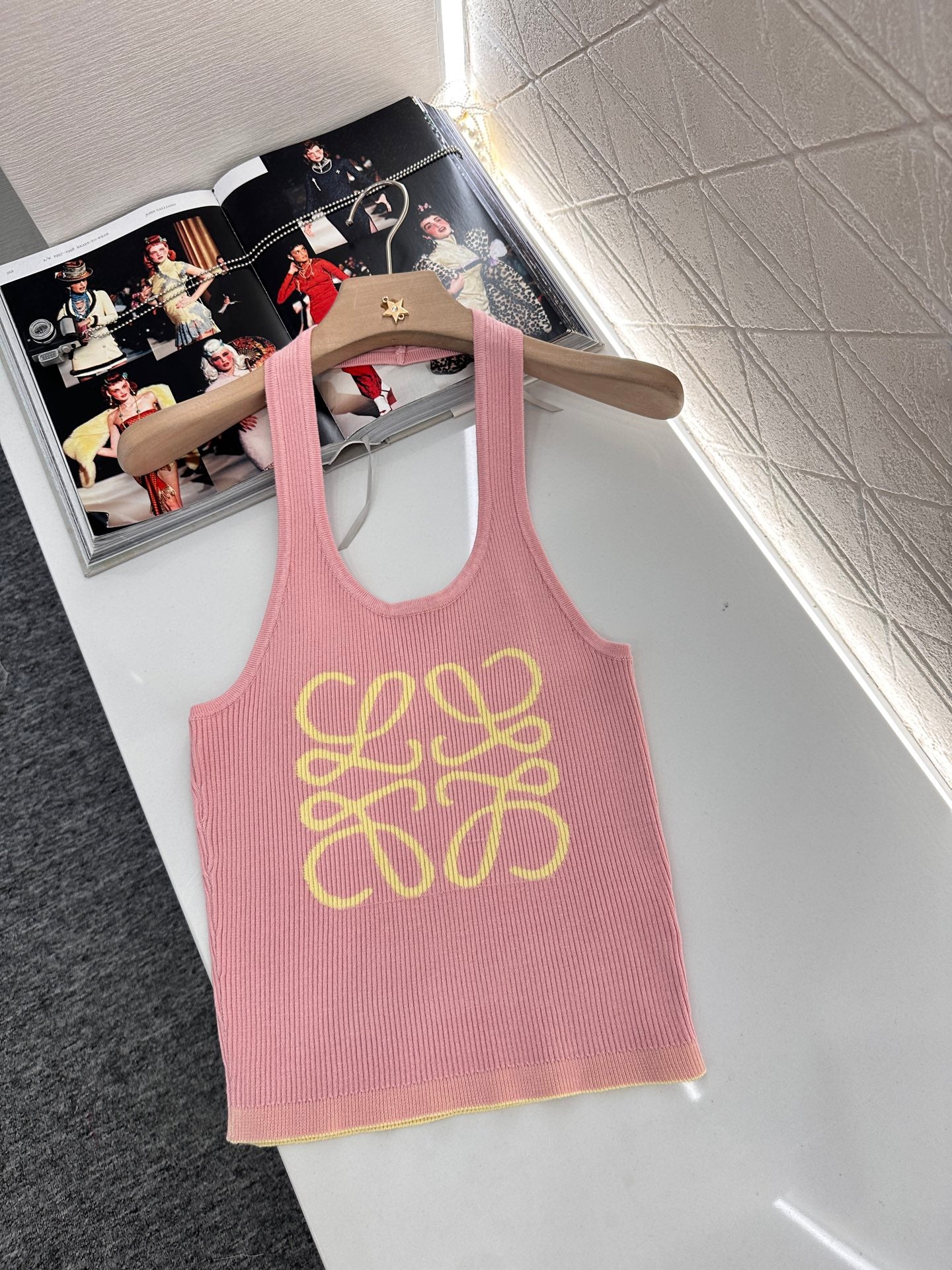 L*♥2025 new product Knitted vest