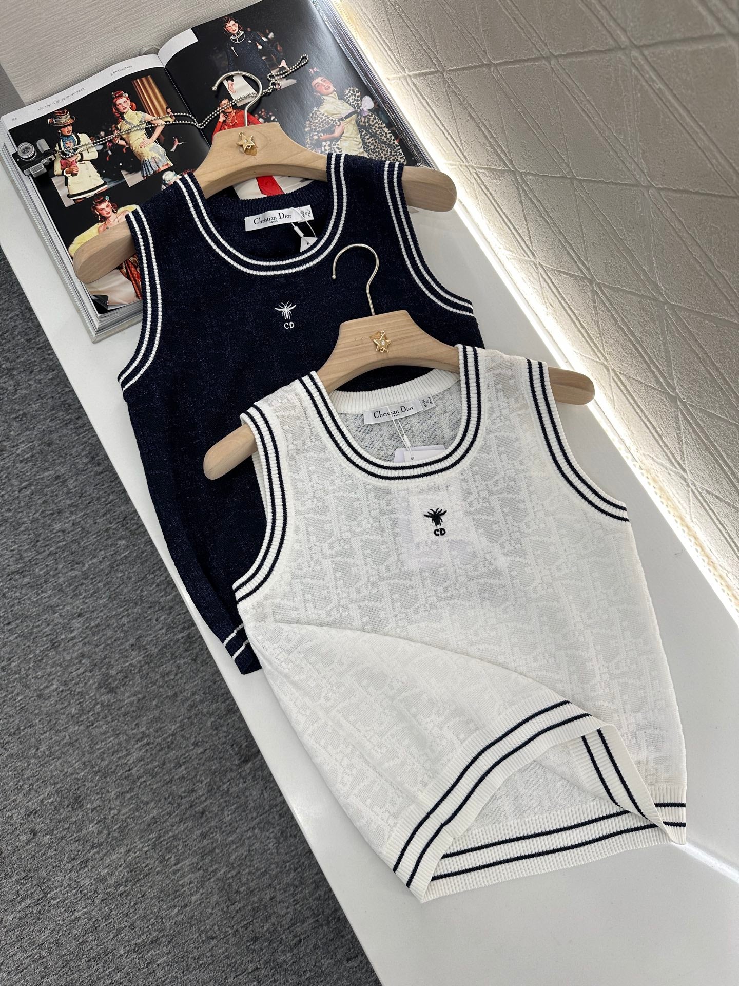 D*♥2025 new product Knitted vest