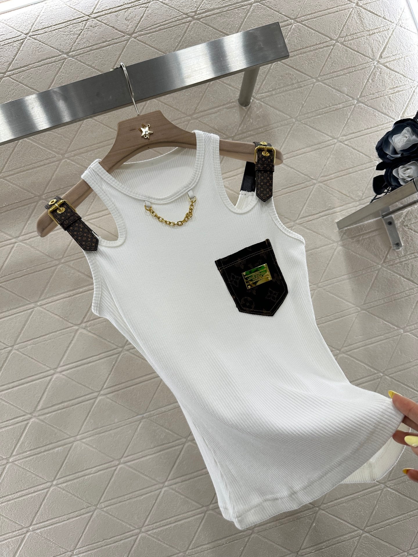 Louis *♥2025 new product Chain vest