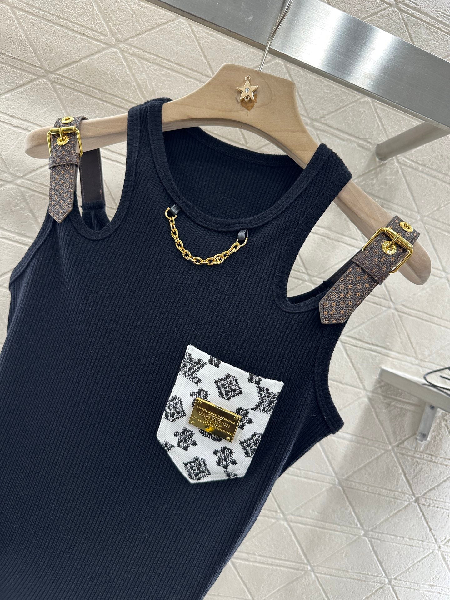 Louis *♥2025 new product Chain vest