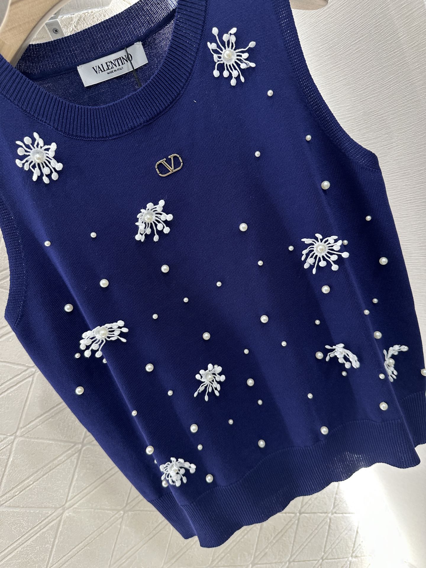 V*♥2025 new product Beaded vest