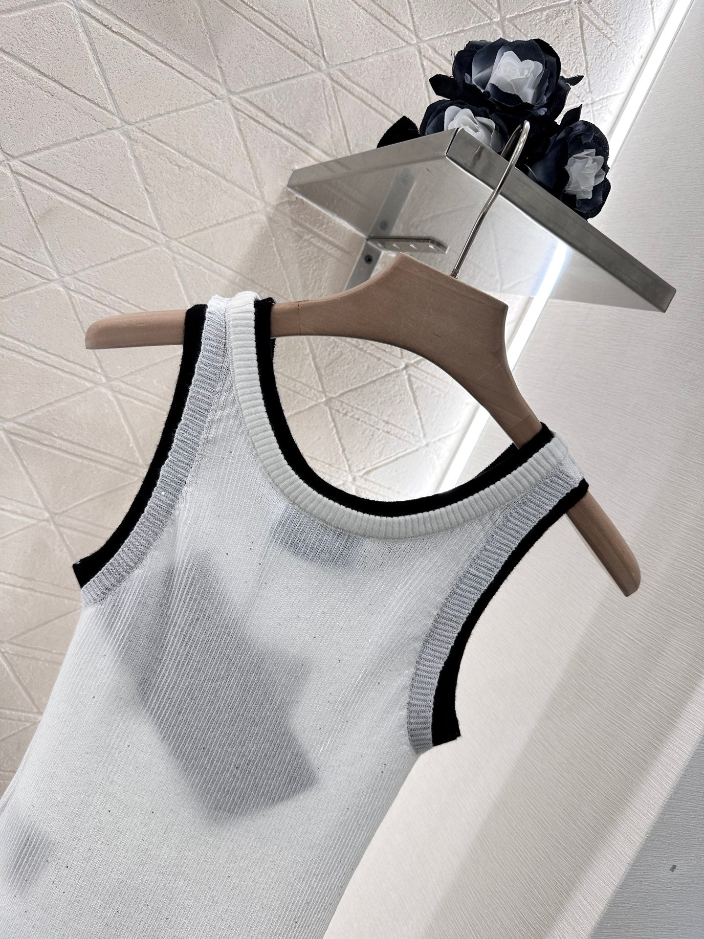 P*♥2025 new product Fake two-piece knitted vest
