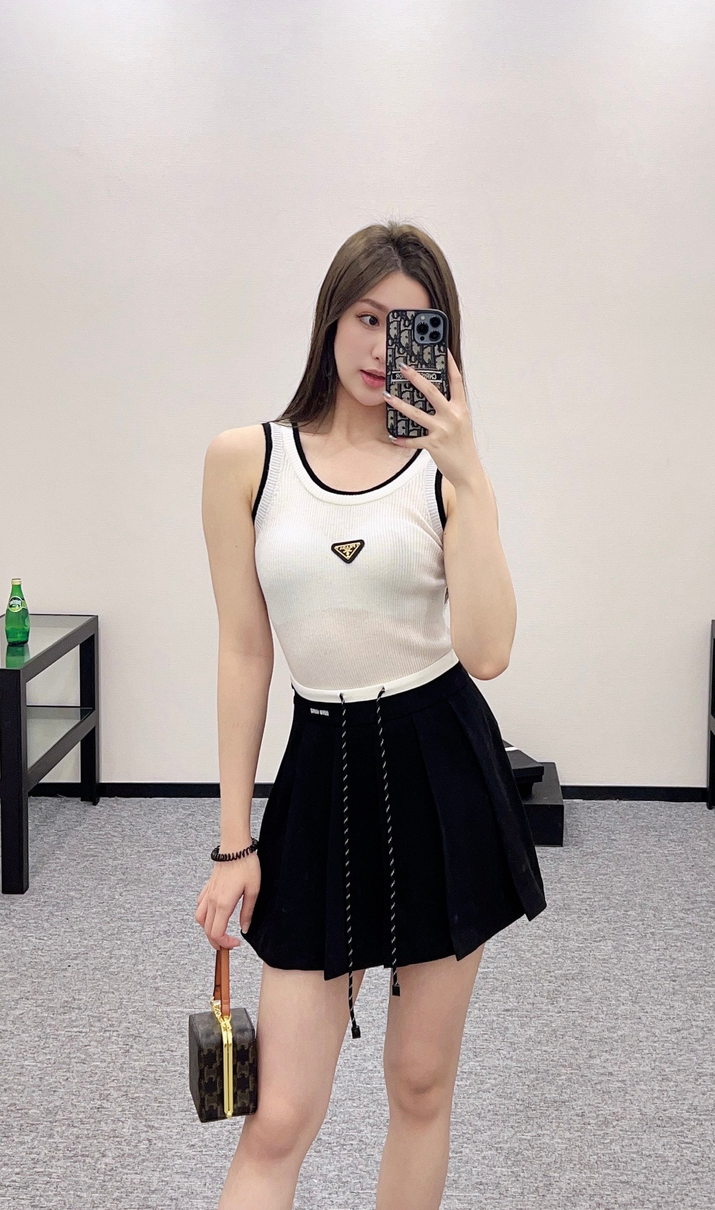 P*♥2025 new product Fake two-piece knitted vest