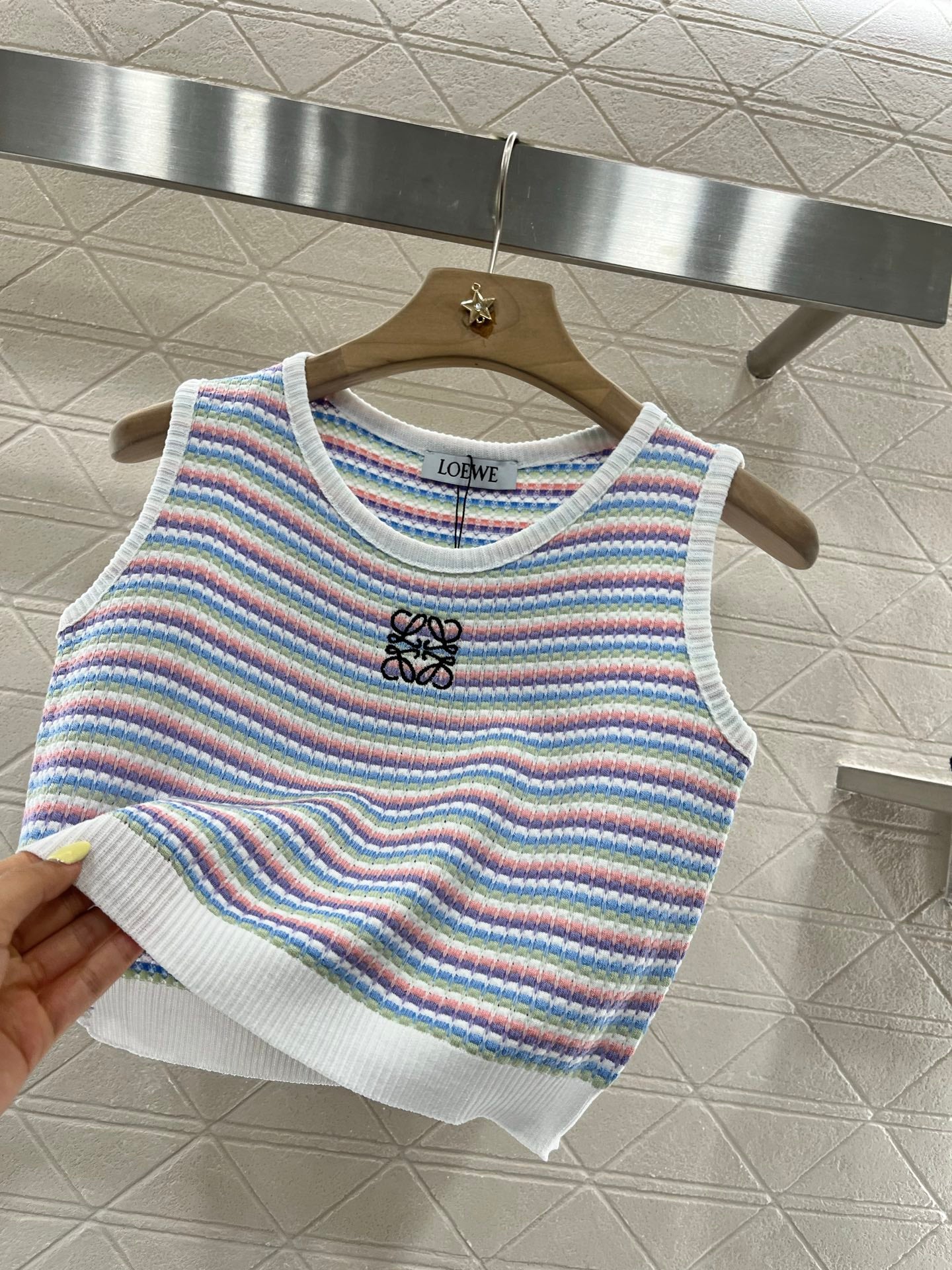 L*♥2025 new product Striped knitted vest