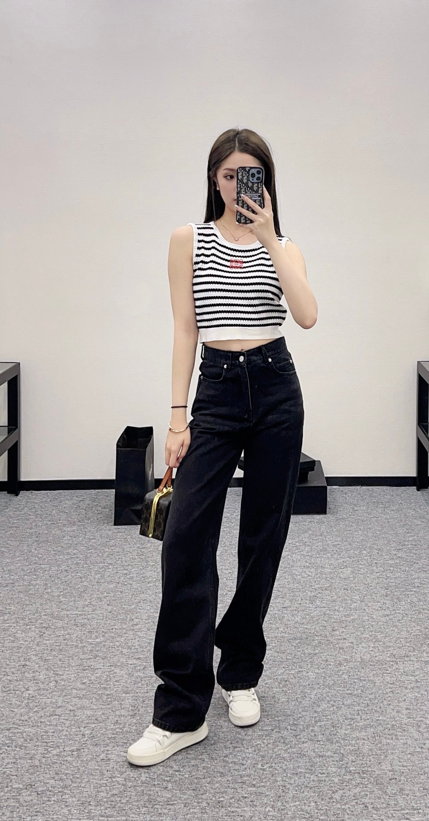 L*♥2025 new product Striped knitted vest