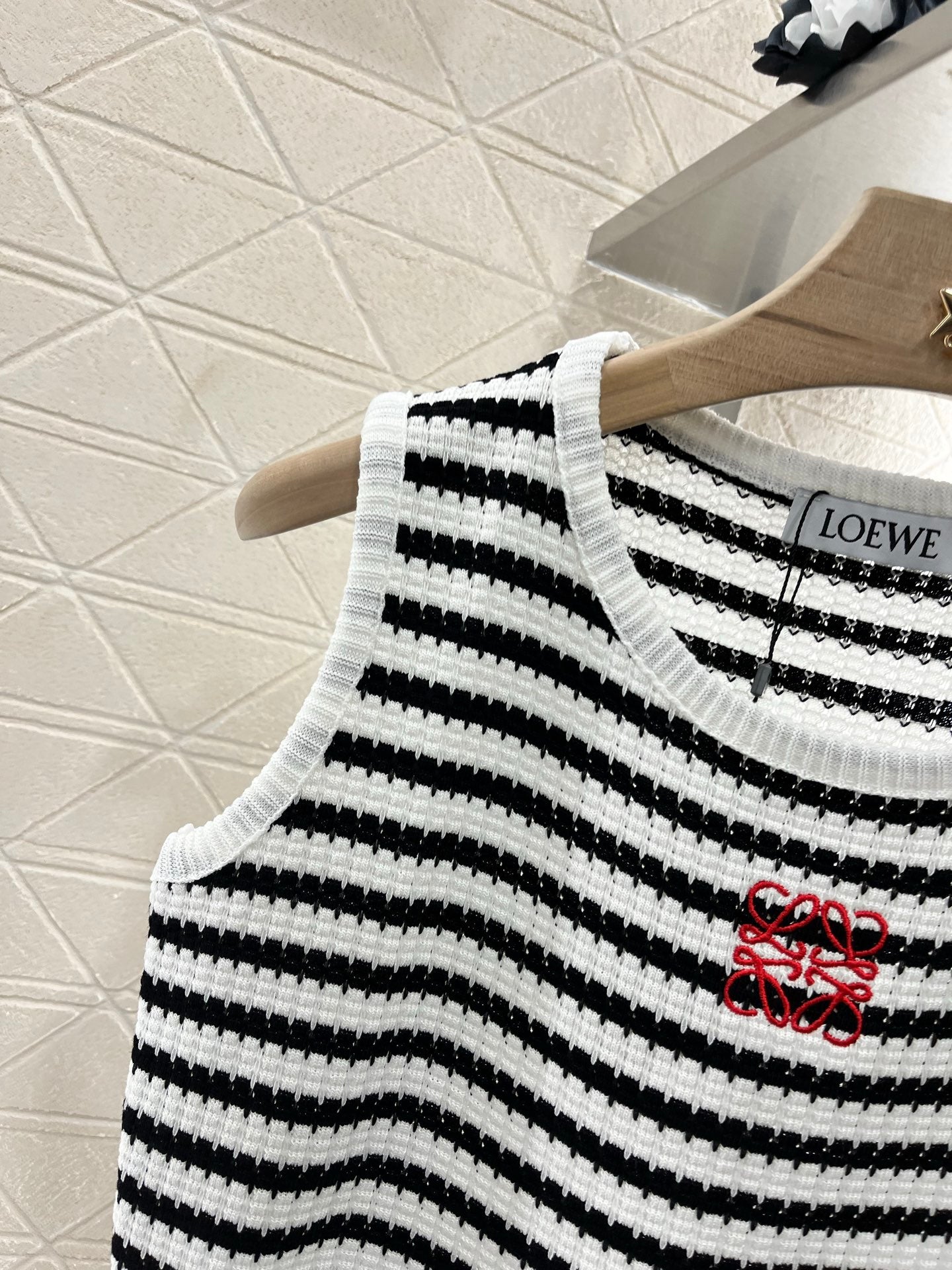 L*♥2025 new product Striped knitted vest