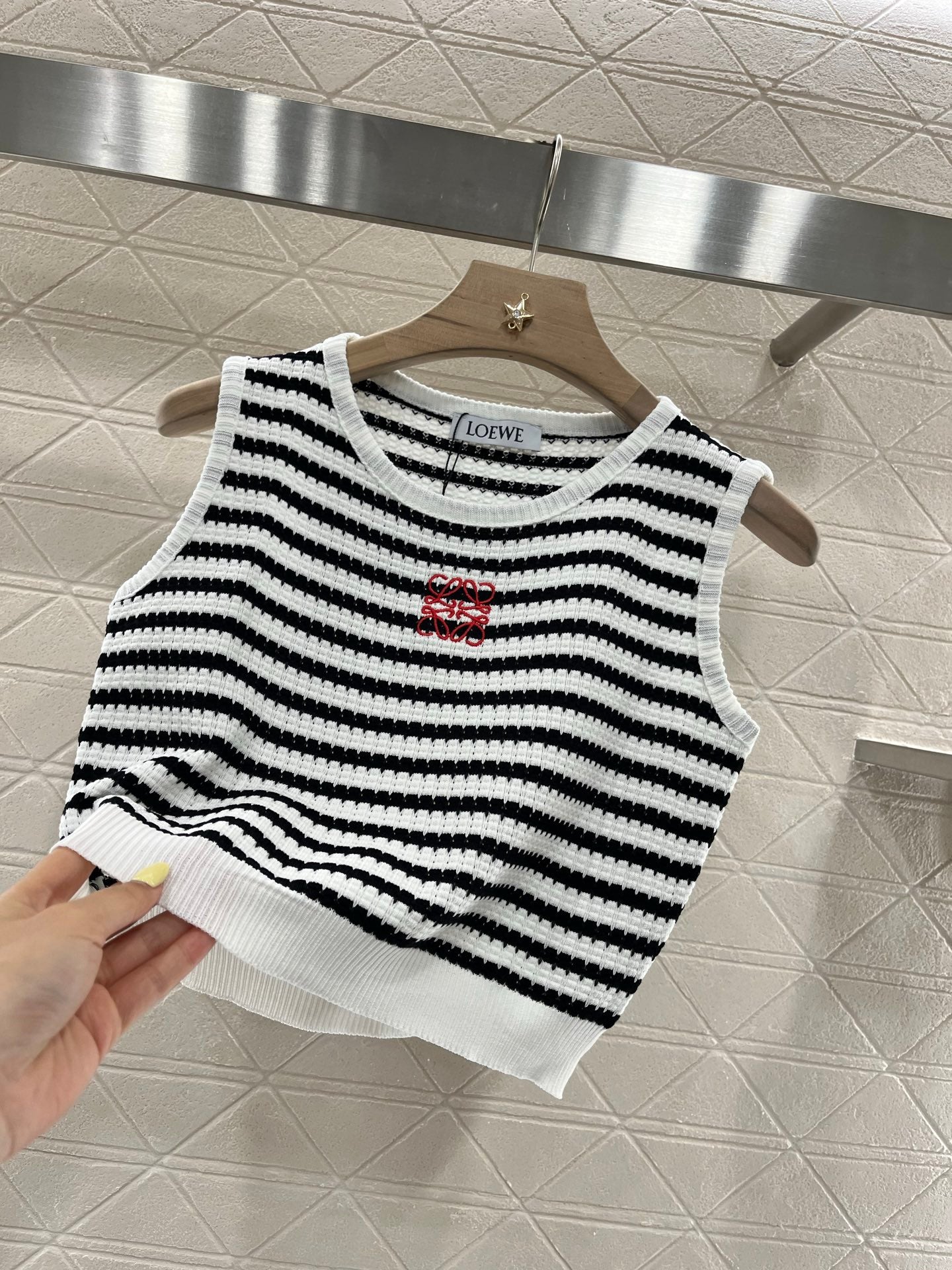 L*♥2025 new product Striped knitted vest