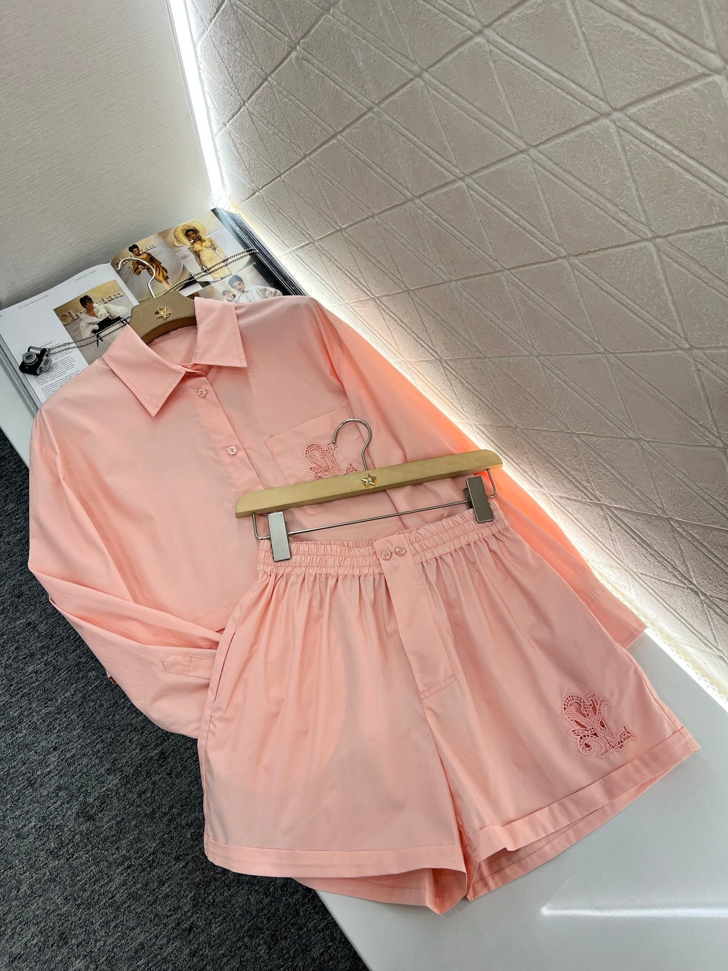louis*♥2025 new products Shirt and shorts set