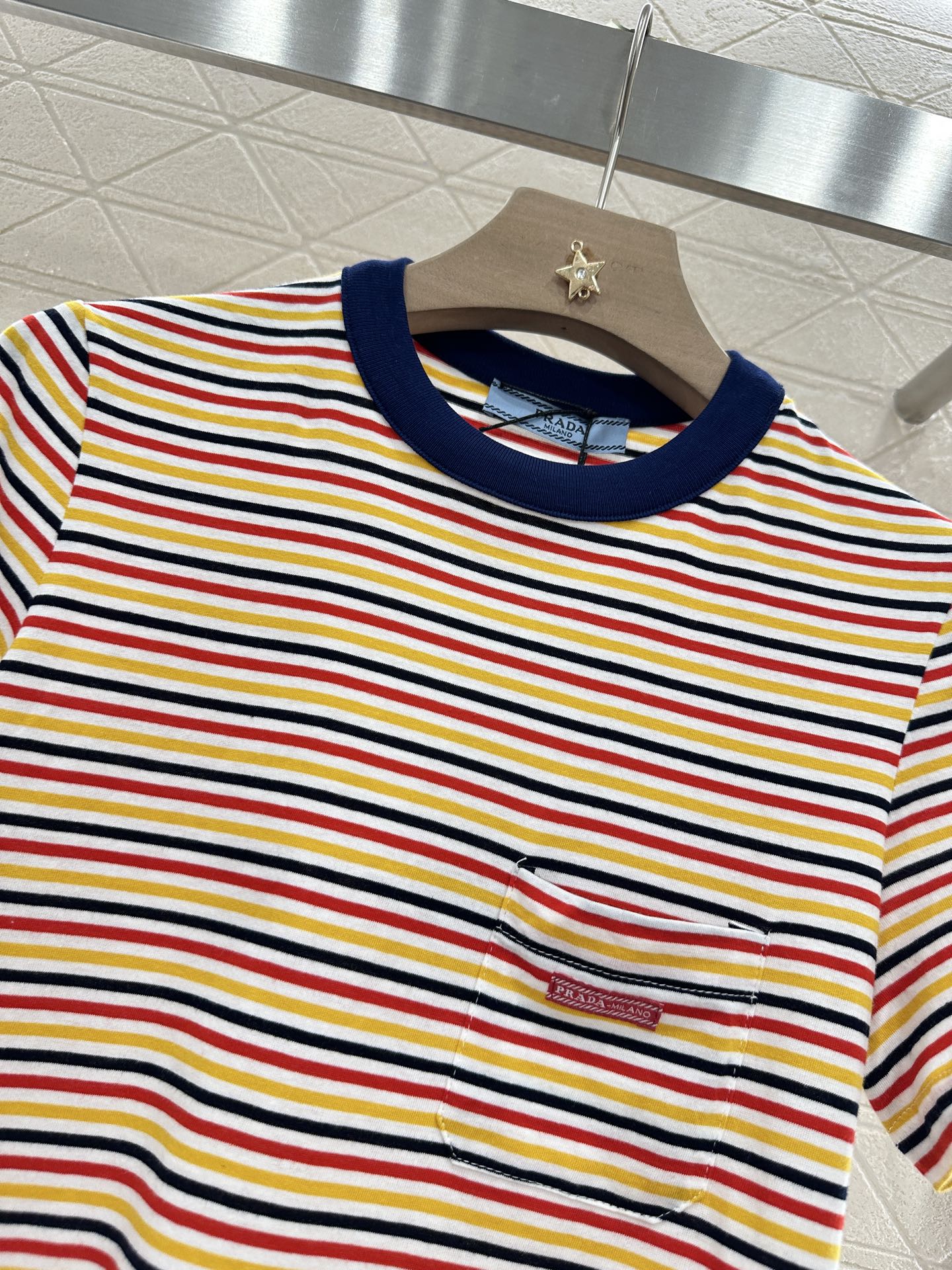 P*♥2025 new product Striped round neck