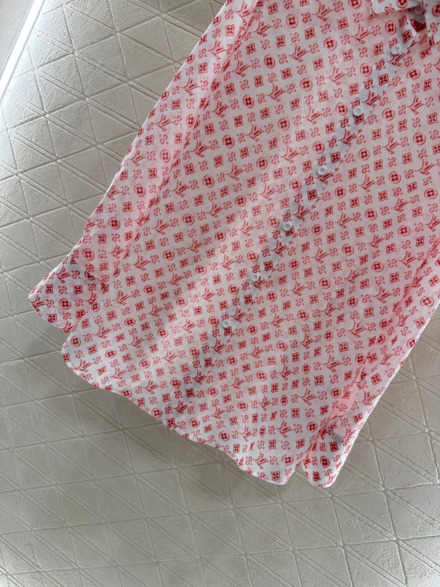 L*♥2025 new arrivals Printed silhouette shirt