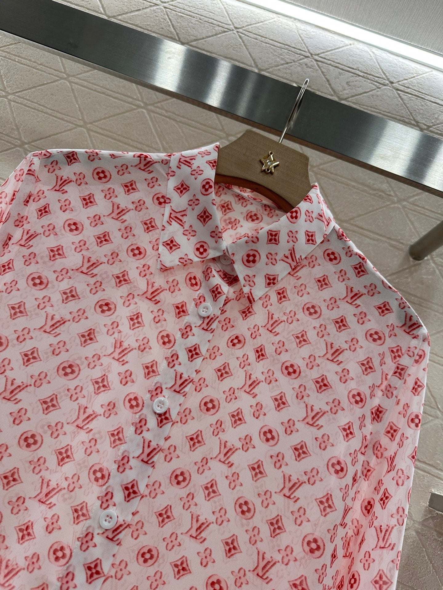 L*♥2025 new arrivals Printed silhouette shirt