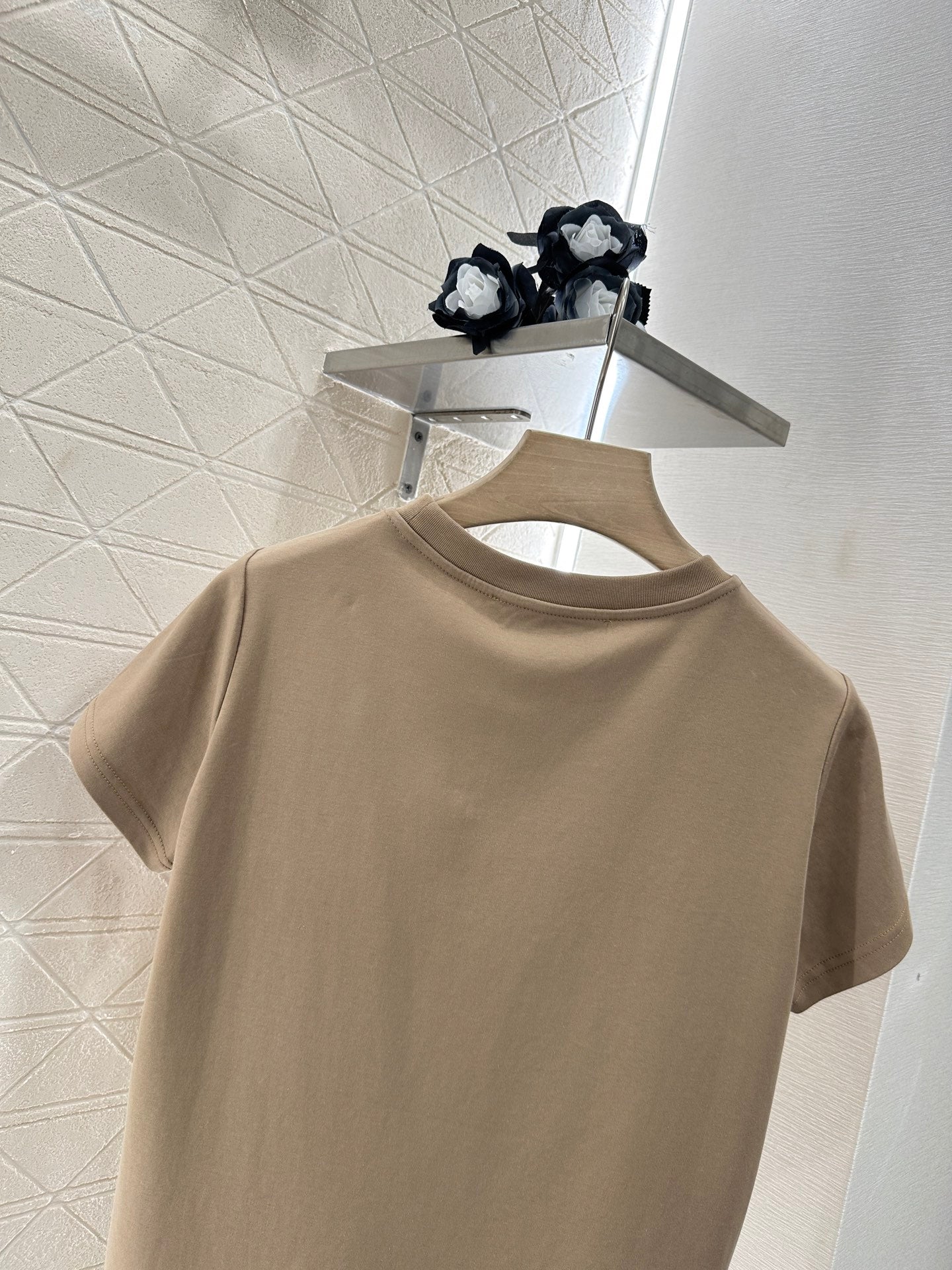 L*♥2025 new product Letter short sleeves