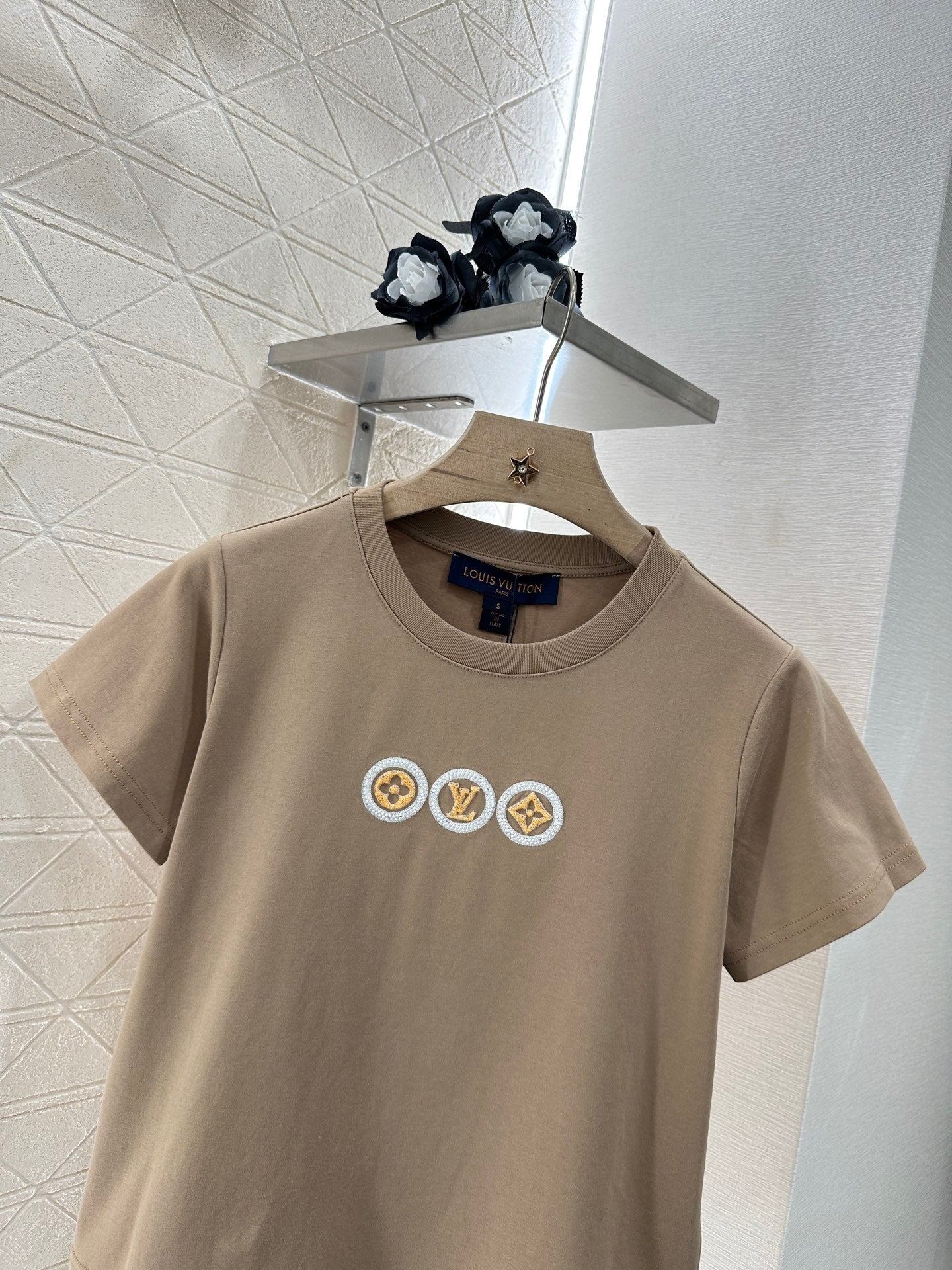 L*♥2025 new product Letter short sleeves