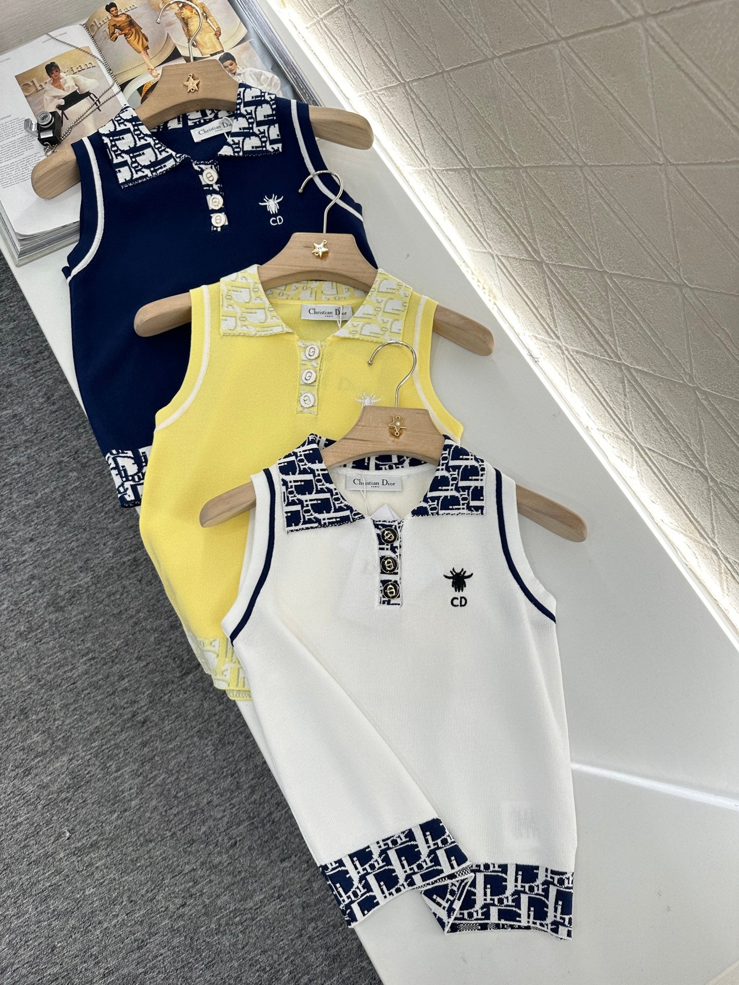 D*♥2025 new product Knitted vest