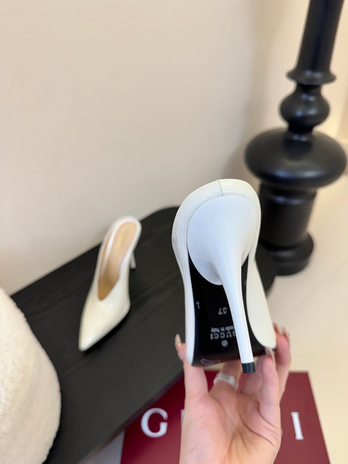 g*25ss pointed high heels