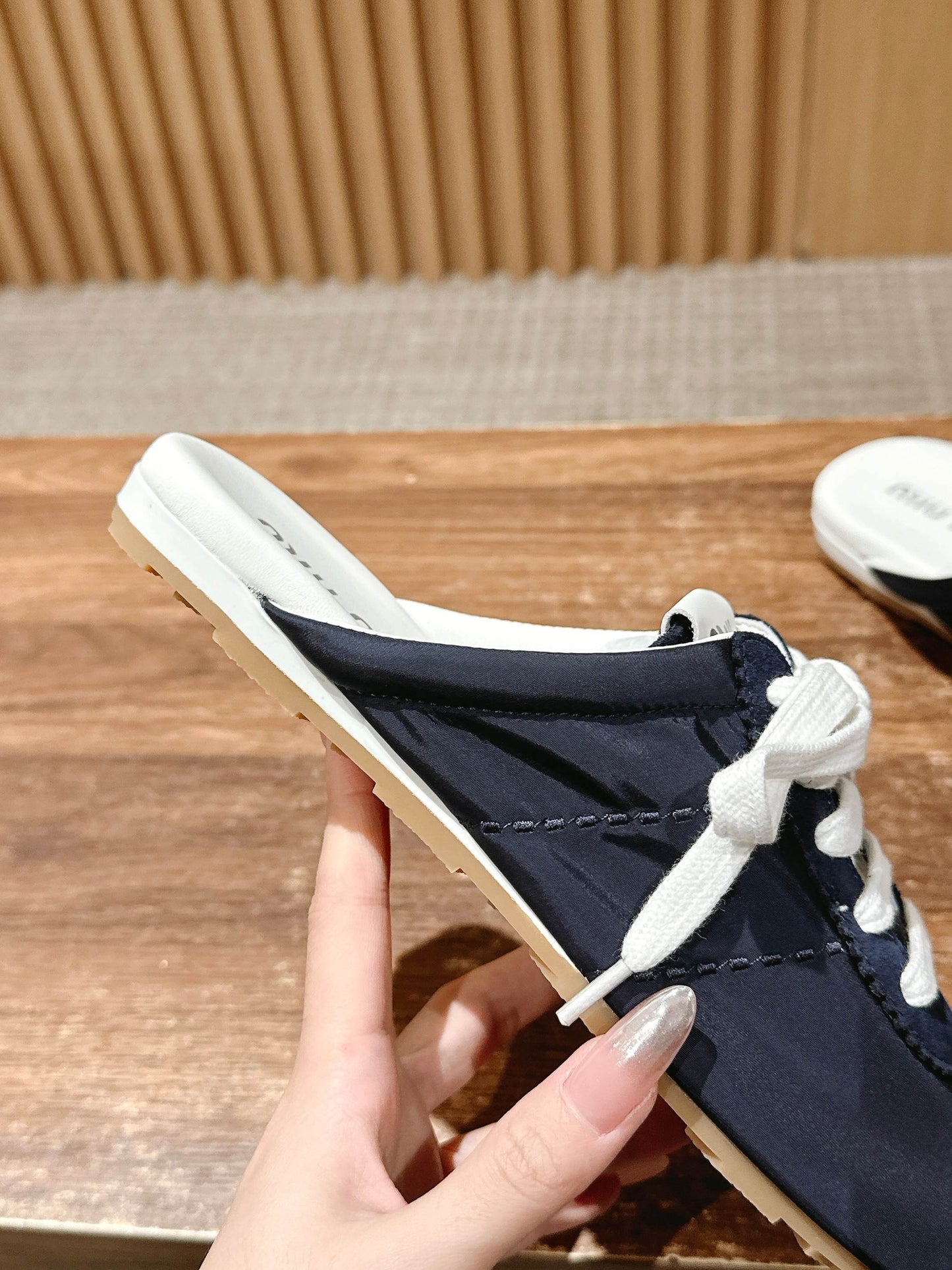 ๐๐* ๐๐* ๐ฎ๐ฌ๐ฎ๐ฑ/๐ฌ๐ฌ new slippers