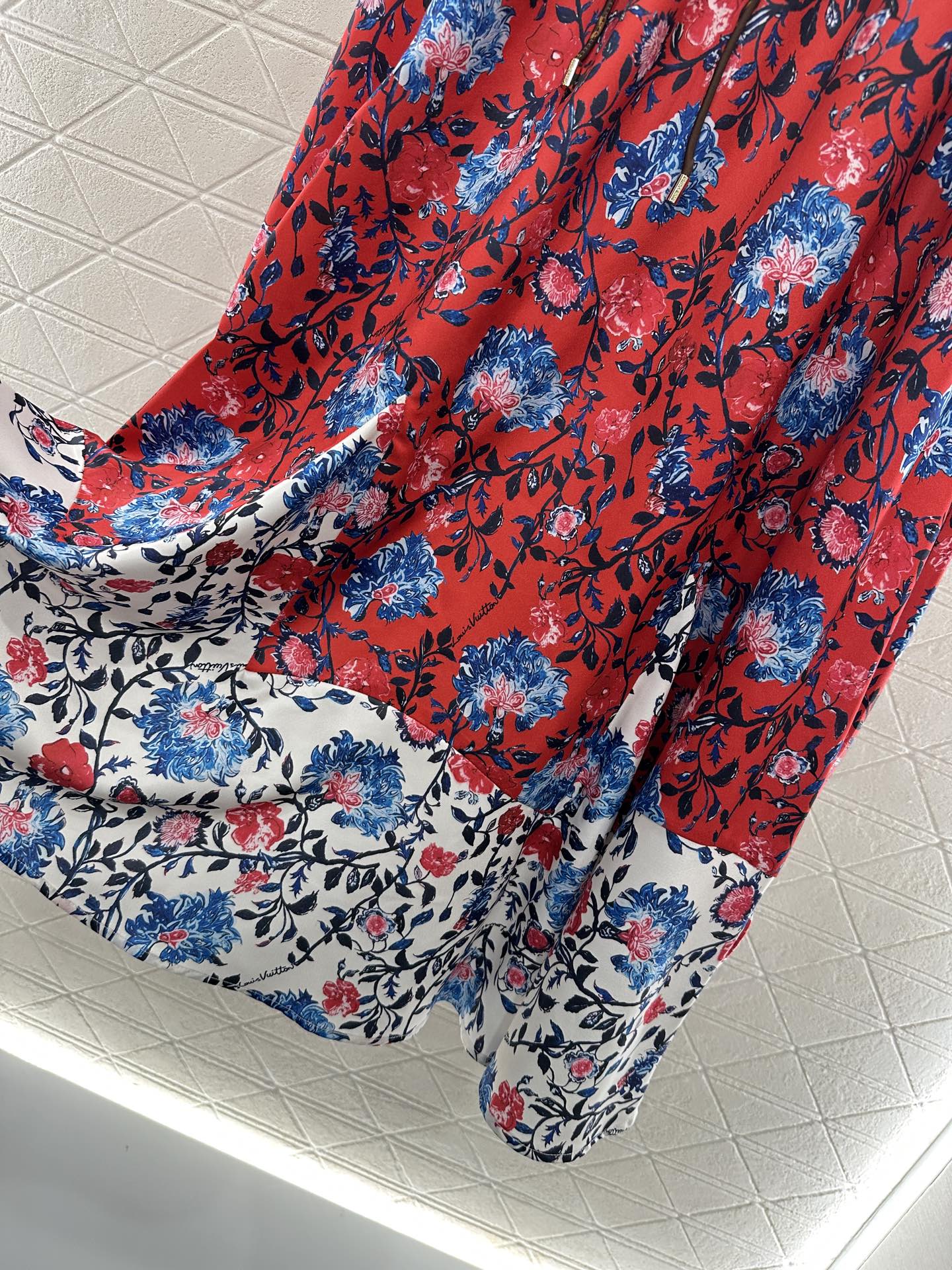Louis*♥2025 new products Midi skirt
