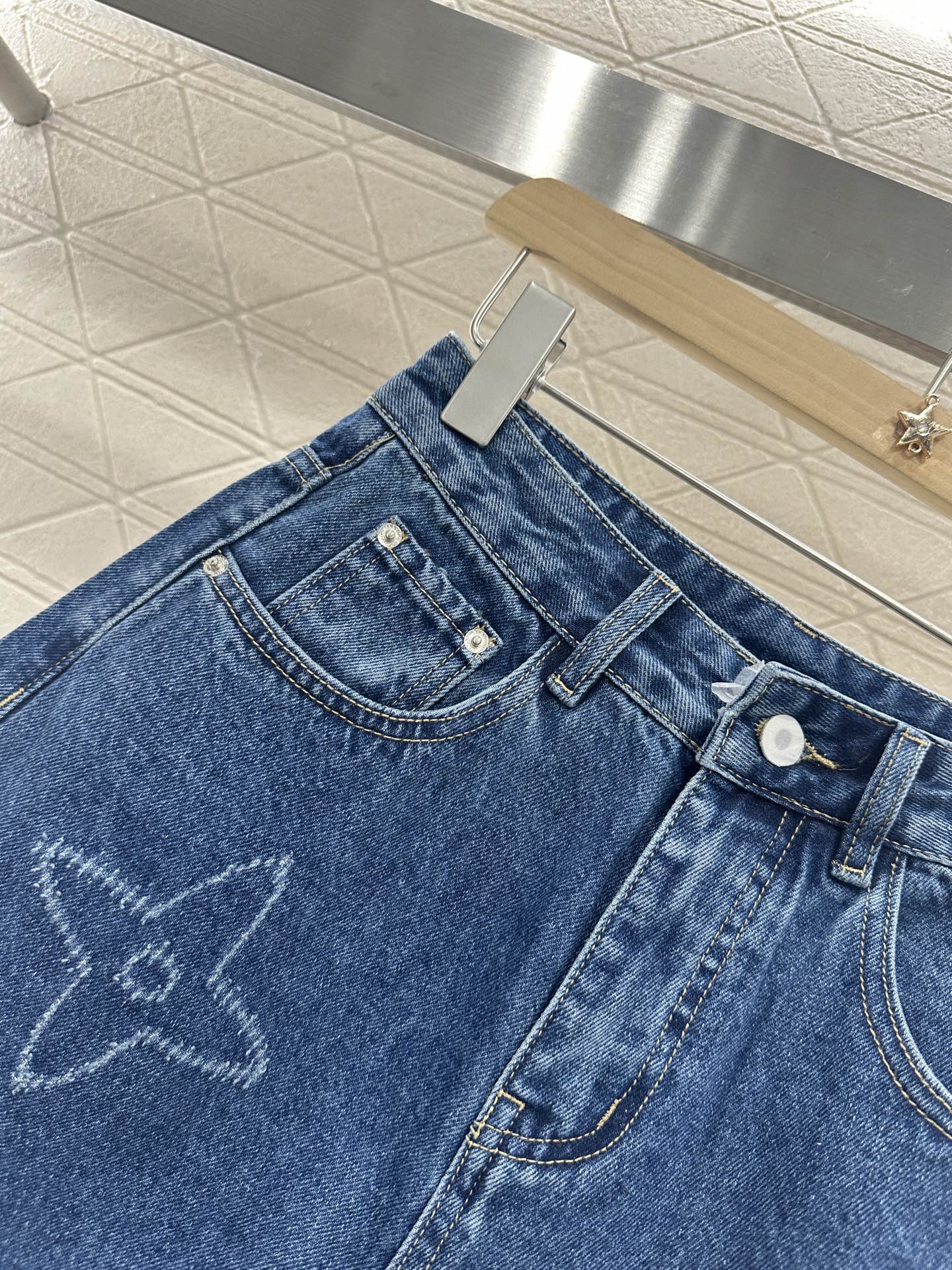 Louis *♥New arrival Denim shorts