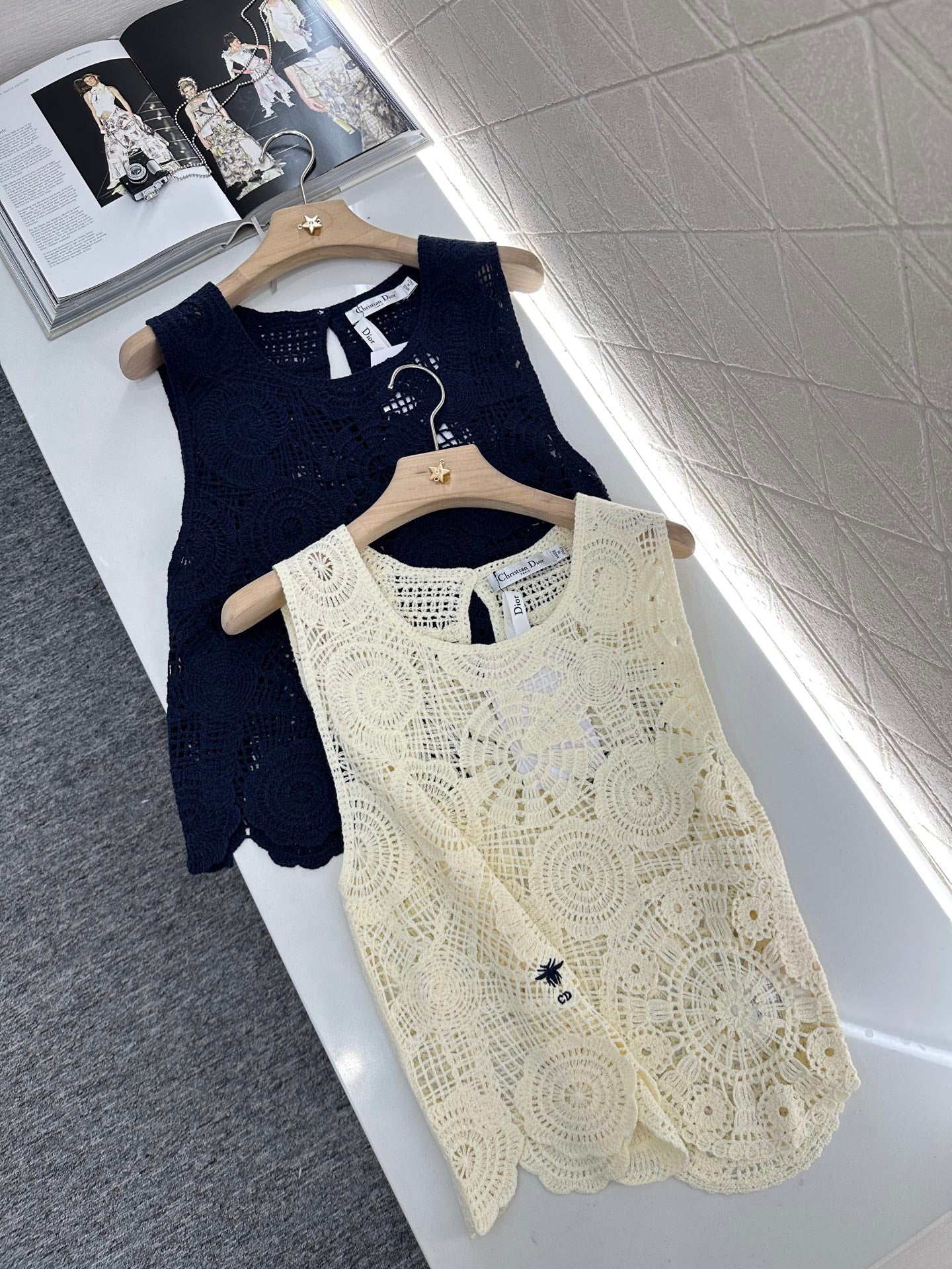 D*♥New arrival Hollow knitted vest