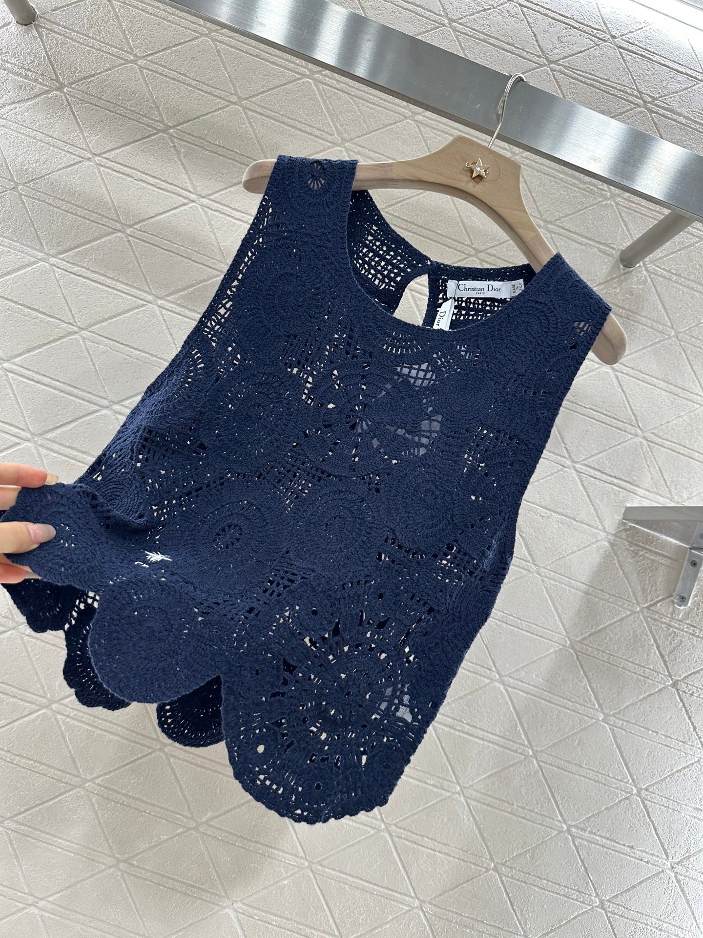 D*♥New arrival Hollow knitted vest