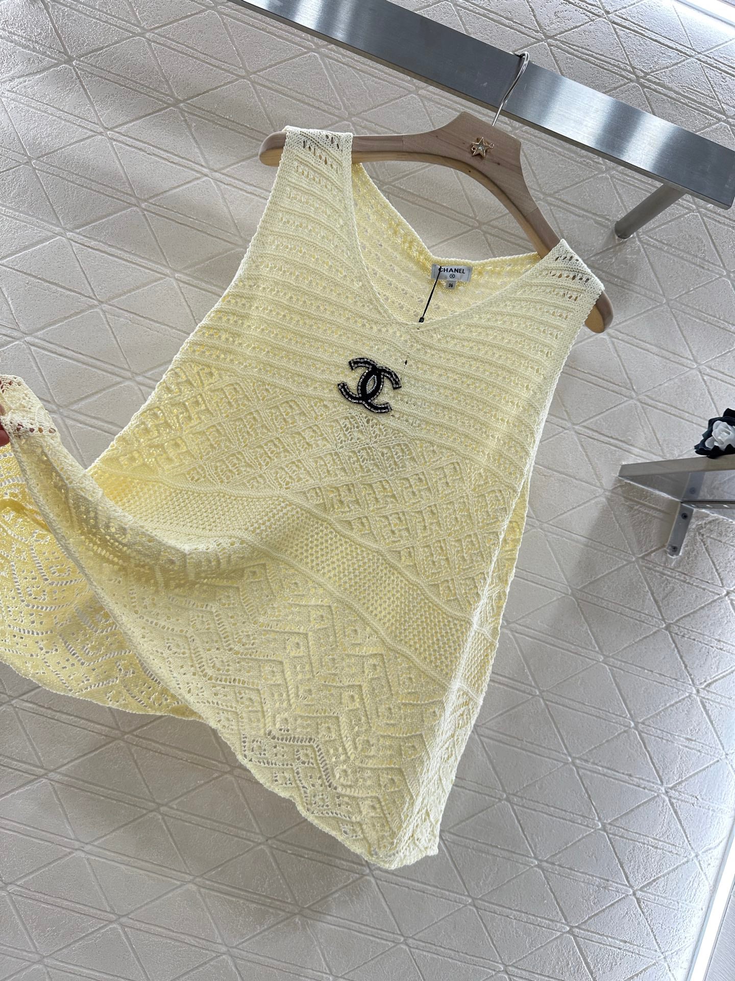 C*♥2025 new product Hollow knitted vest