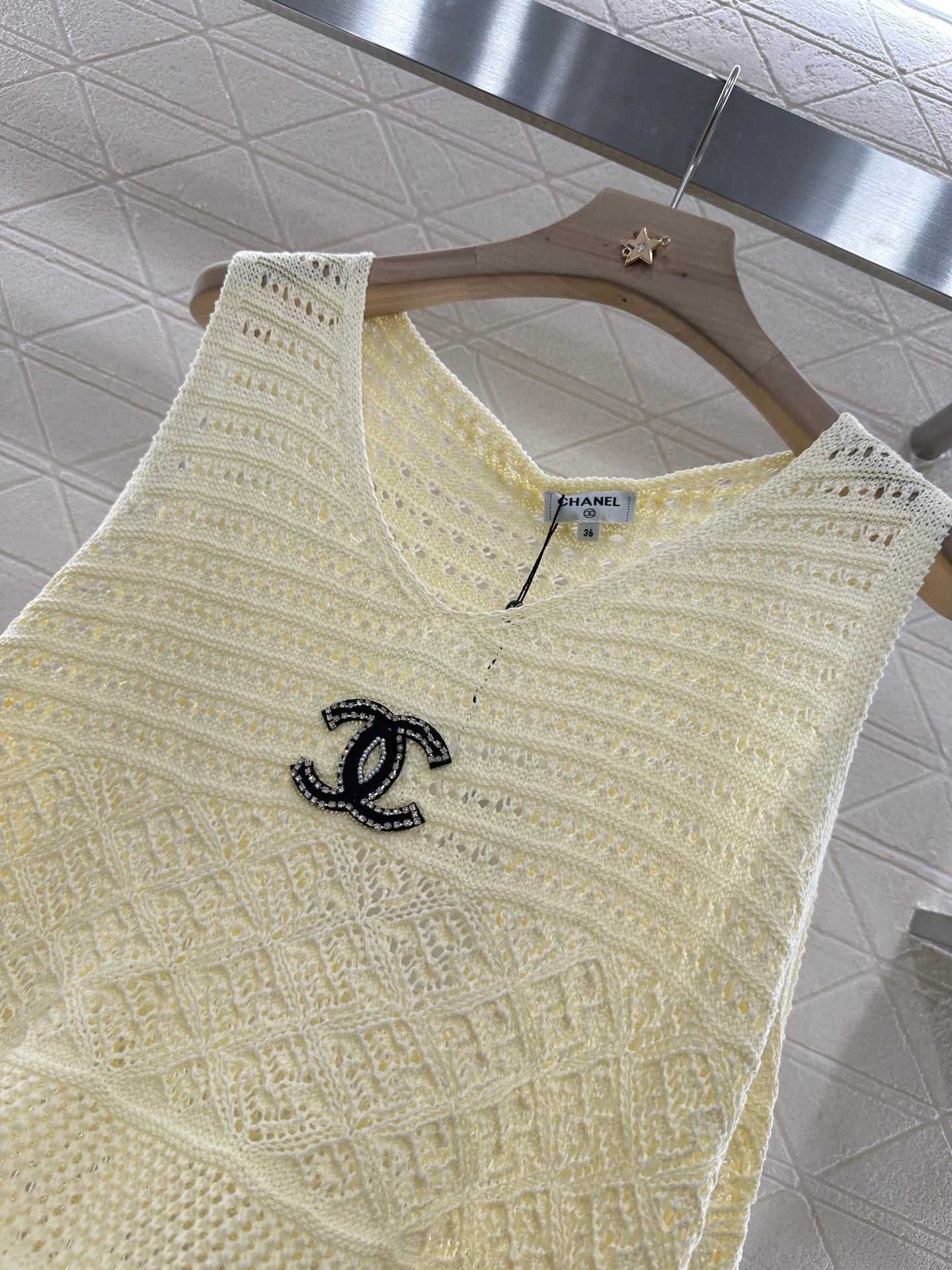 C*♥2025 new product Hollow knitted vest