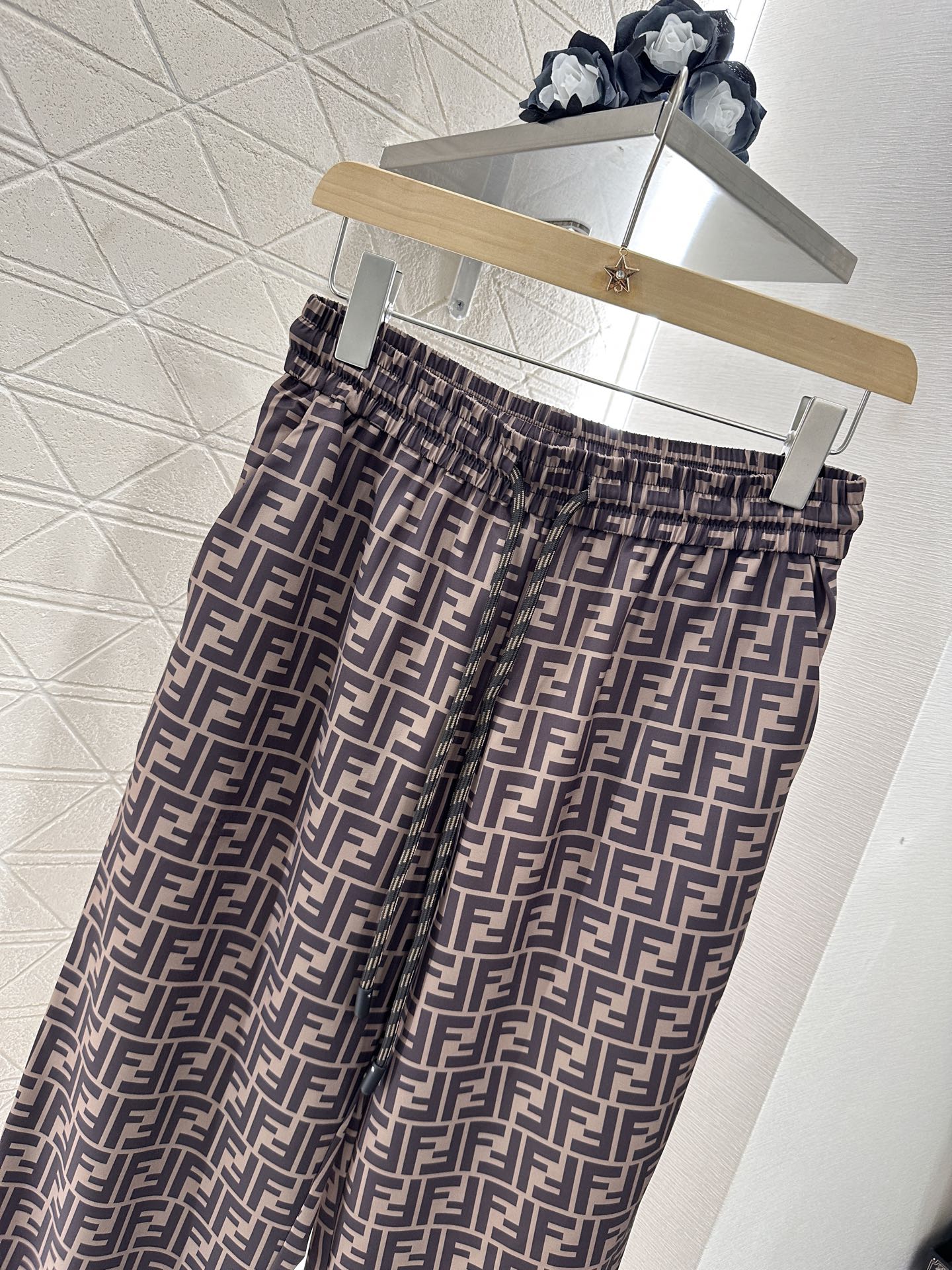 F*♥2025 new products Printed trousers