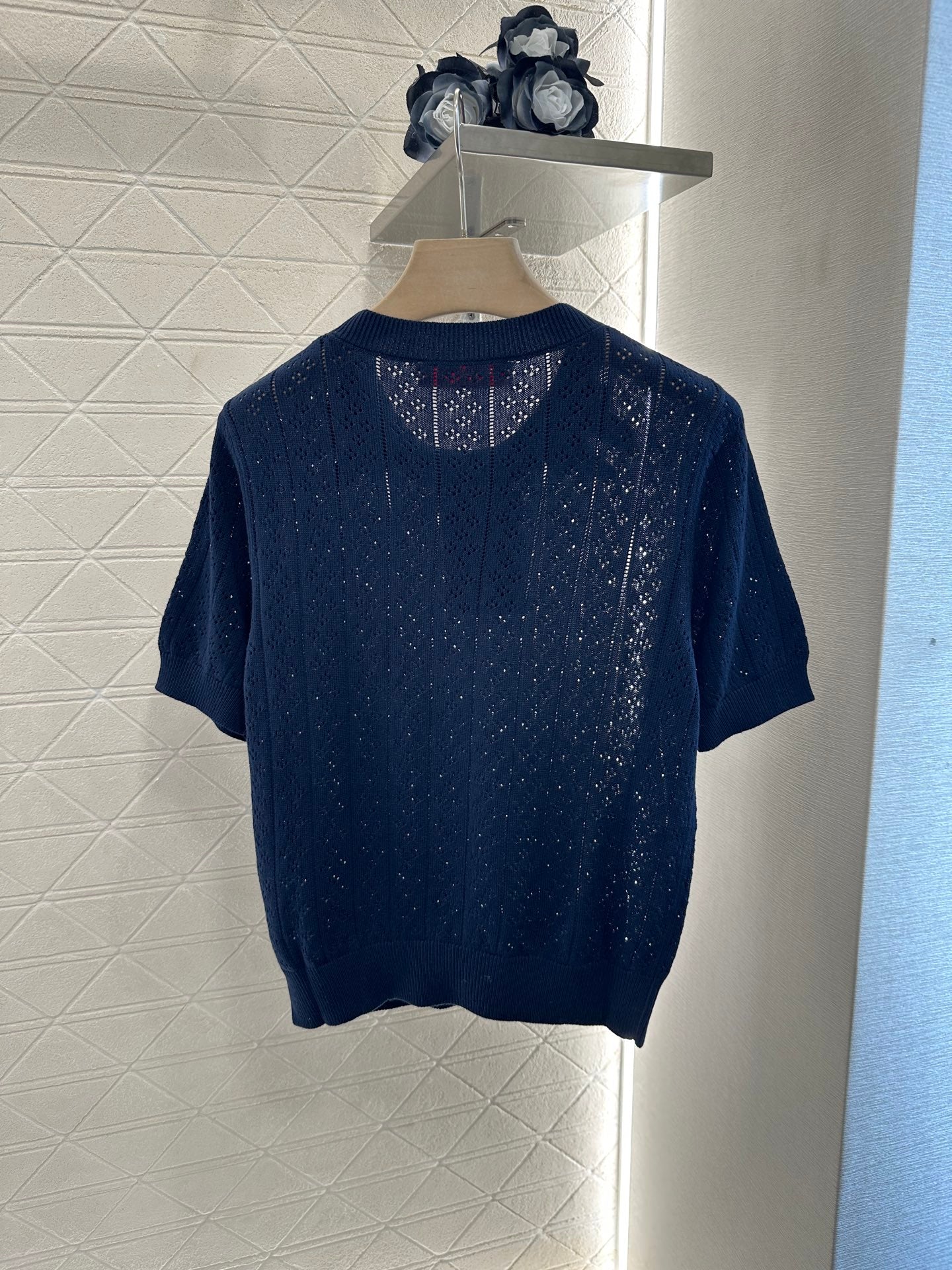 V*♥2025 new product Hollow knit top