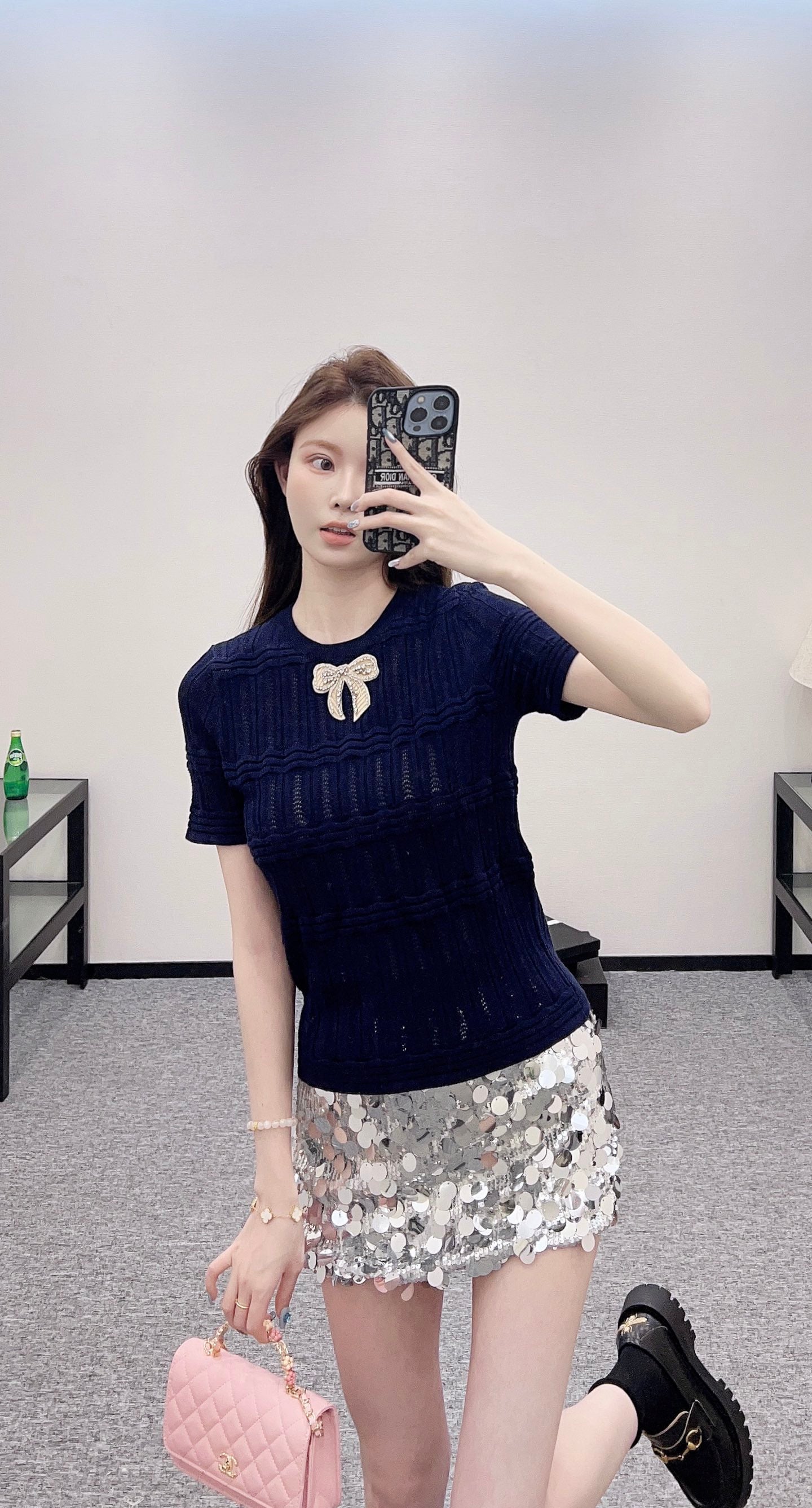 V*♥2025 new products Hollow knitted top