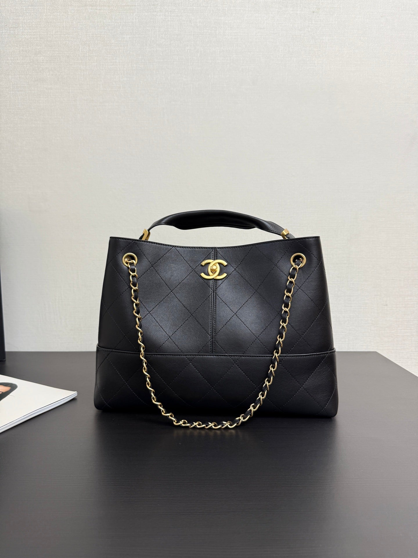 C*2025 new handbags on the catwalk