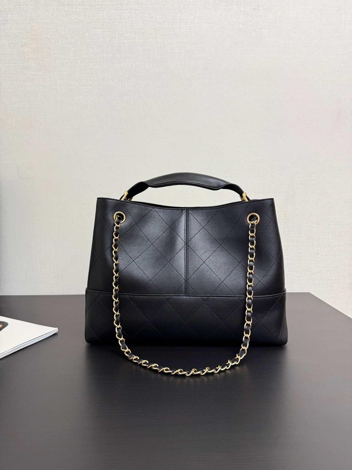 C*2025 new handbags on the catwalk