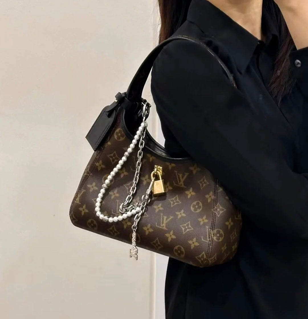 Louis*New Arrivals Handbags