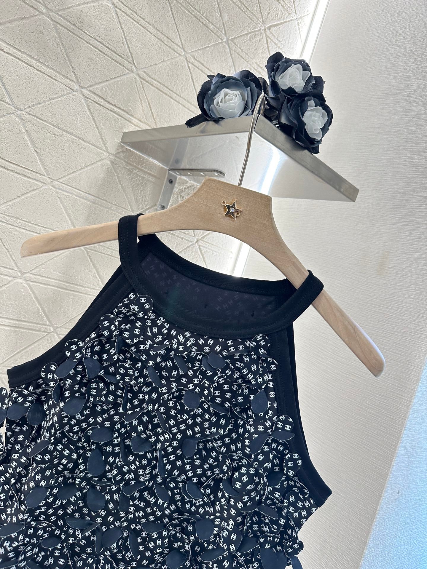 C*♥2025 new product Petal vest