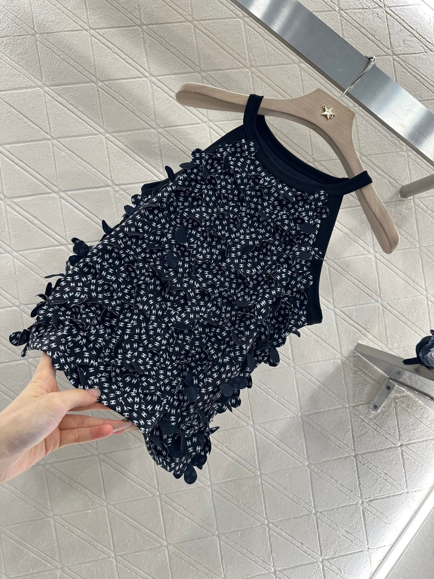 C*♥2025 new product Petal vest