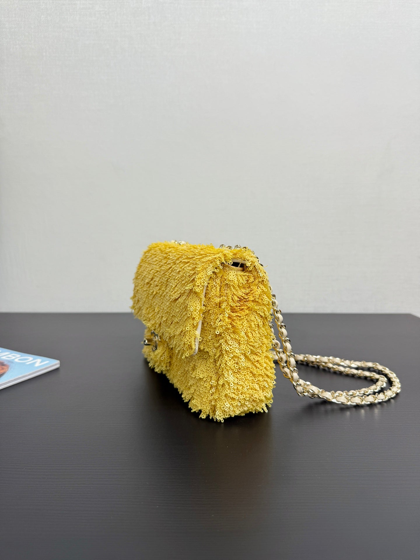 C* New Arrival Sequined CF Flap Bag