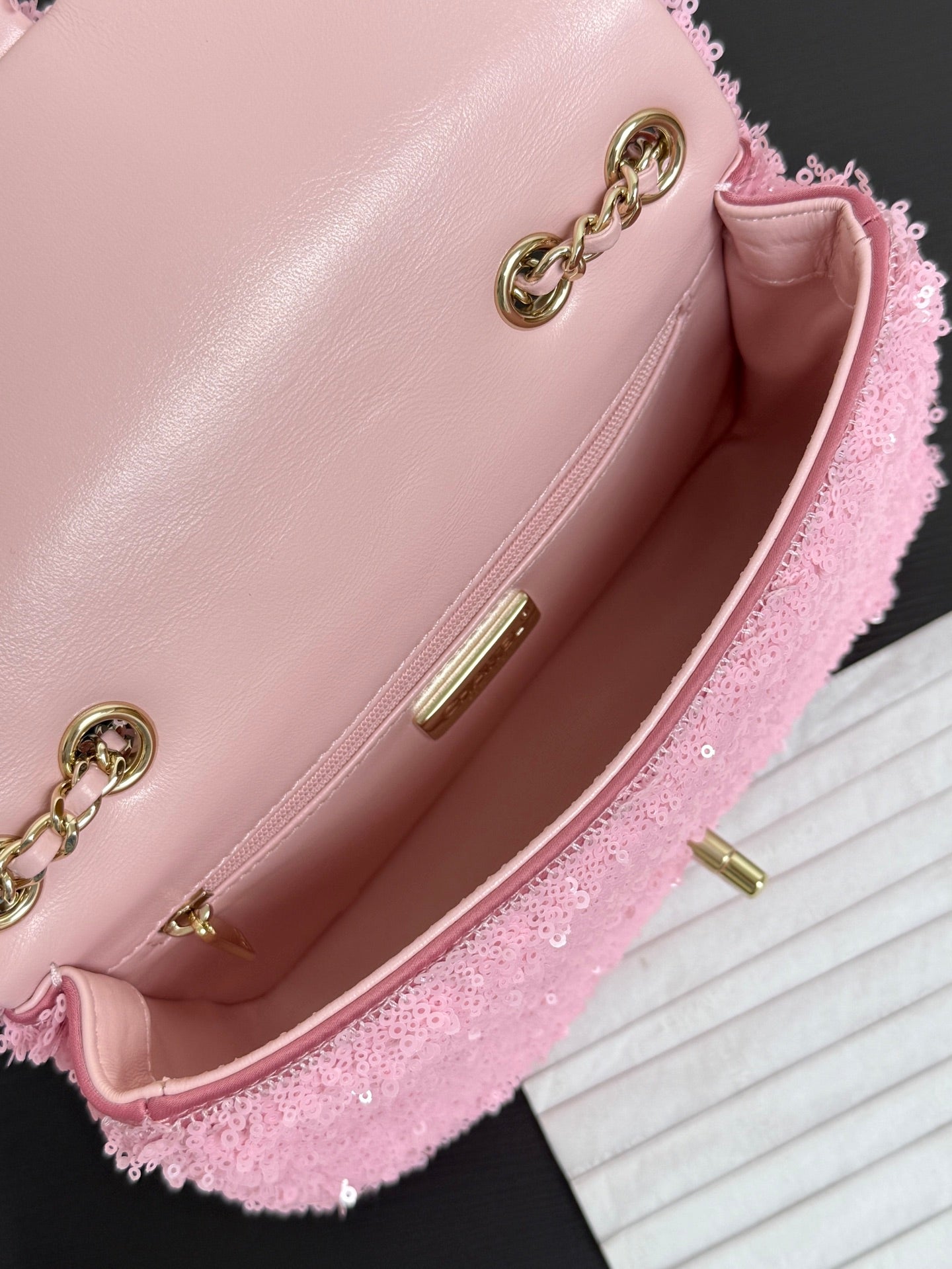 C* New Arrival Sequined CF Pink Flap Bag