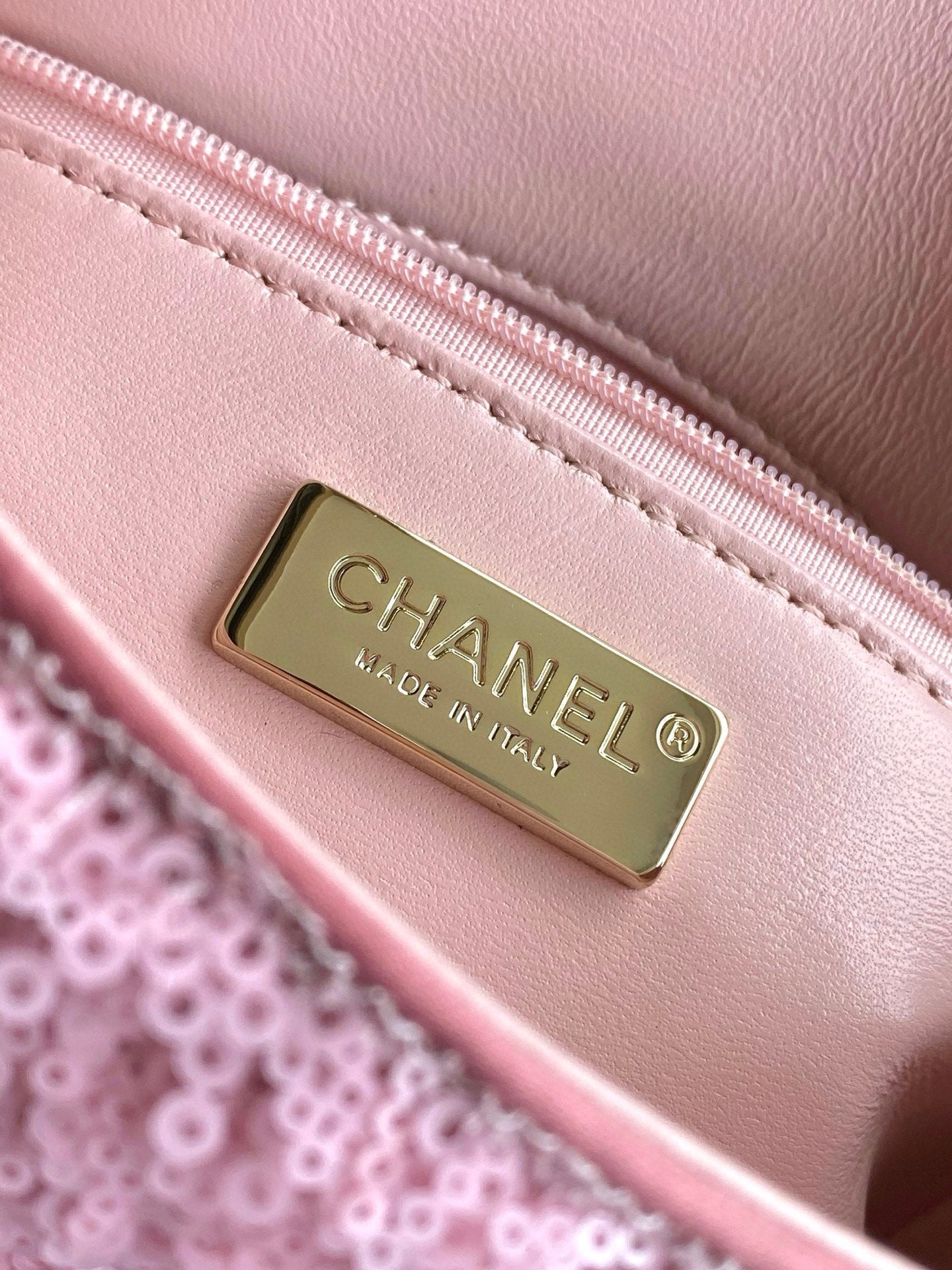 C* New Arrival Sequined CF Pink Flap Bag