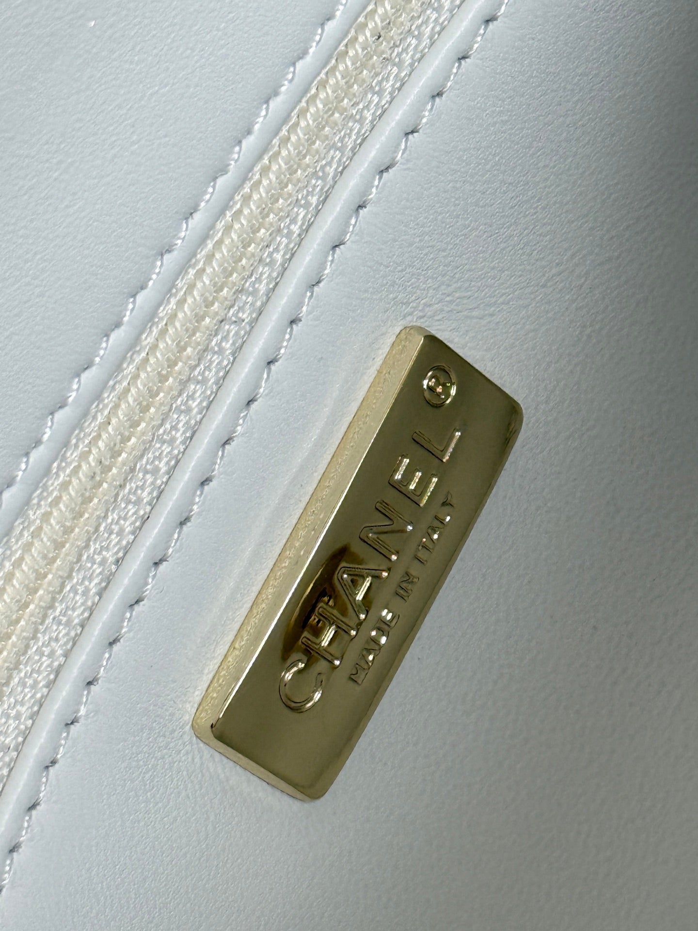 C* New Arrival Sequined CF White Flap Bag