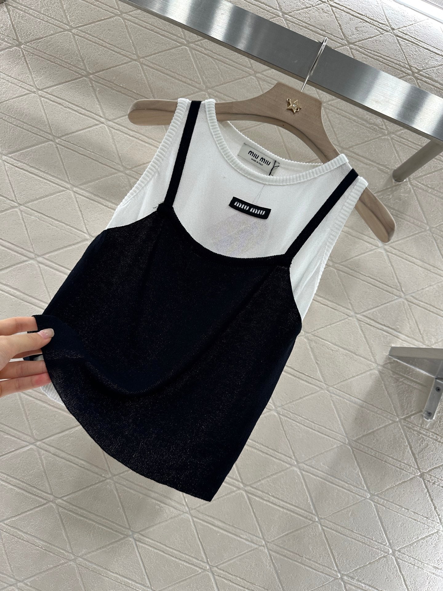 Mi*mi*♥2025 new product Fake two-piece vest