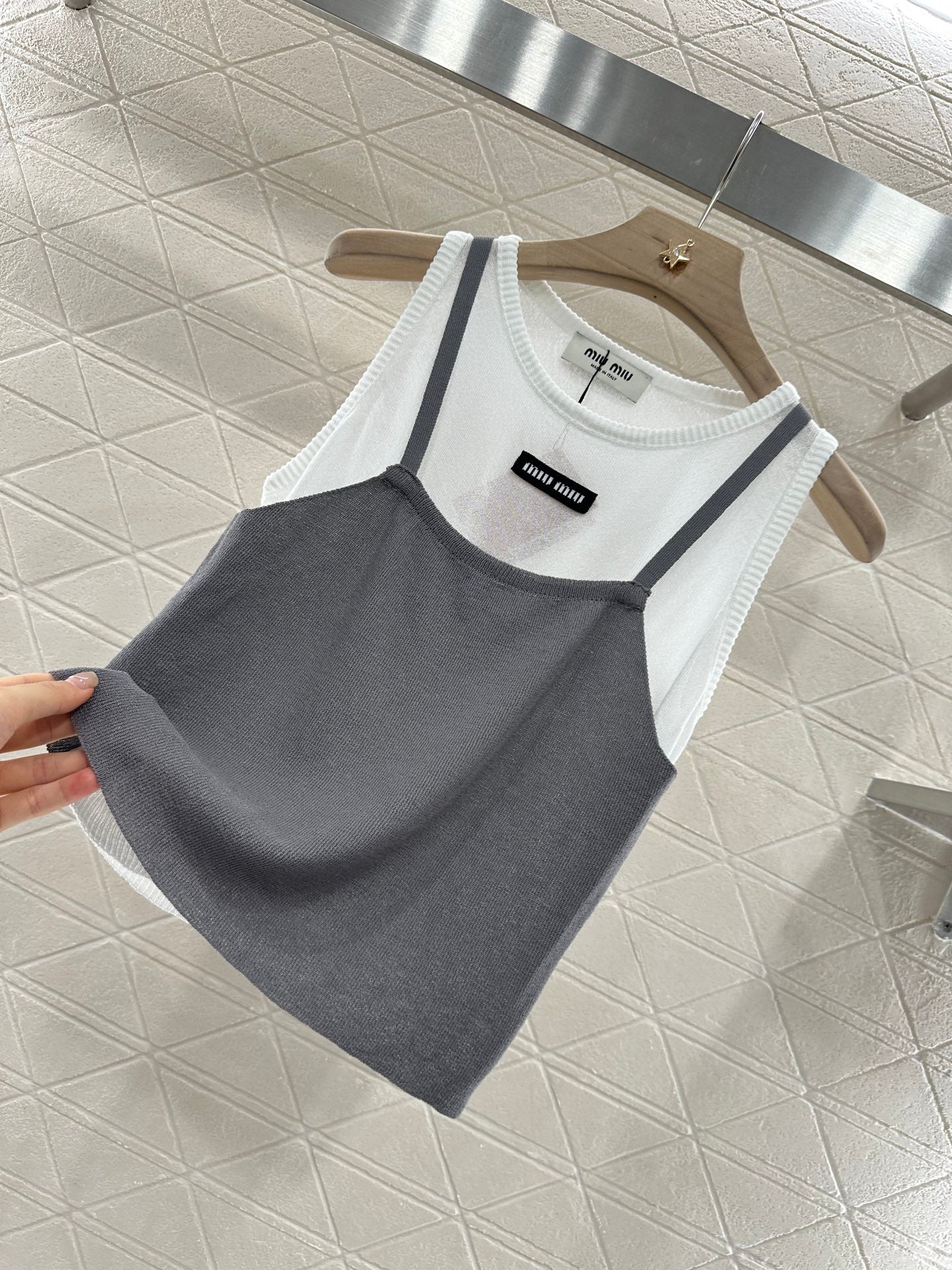 Mi*mi*♥2025 new product Fake two-piece vest