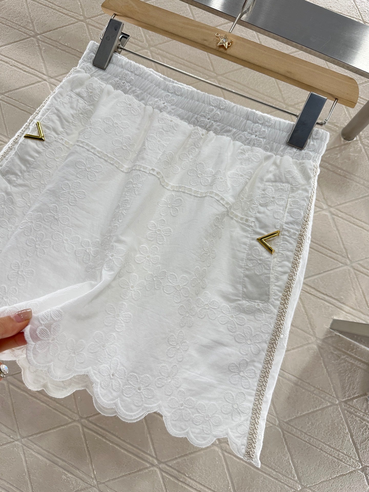 V*♥New Arrival Embroidered Top and Shorts Set