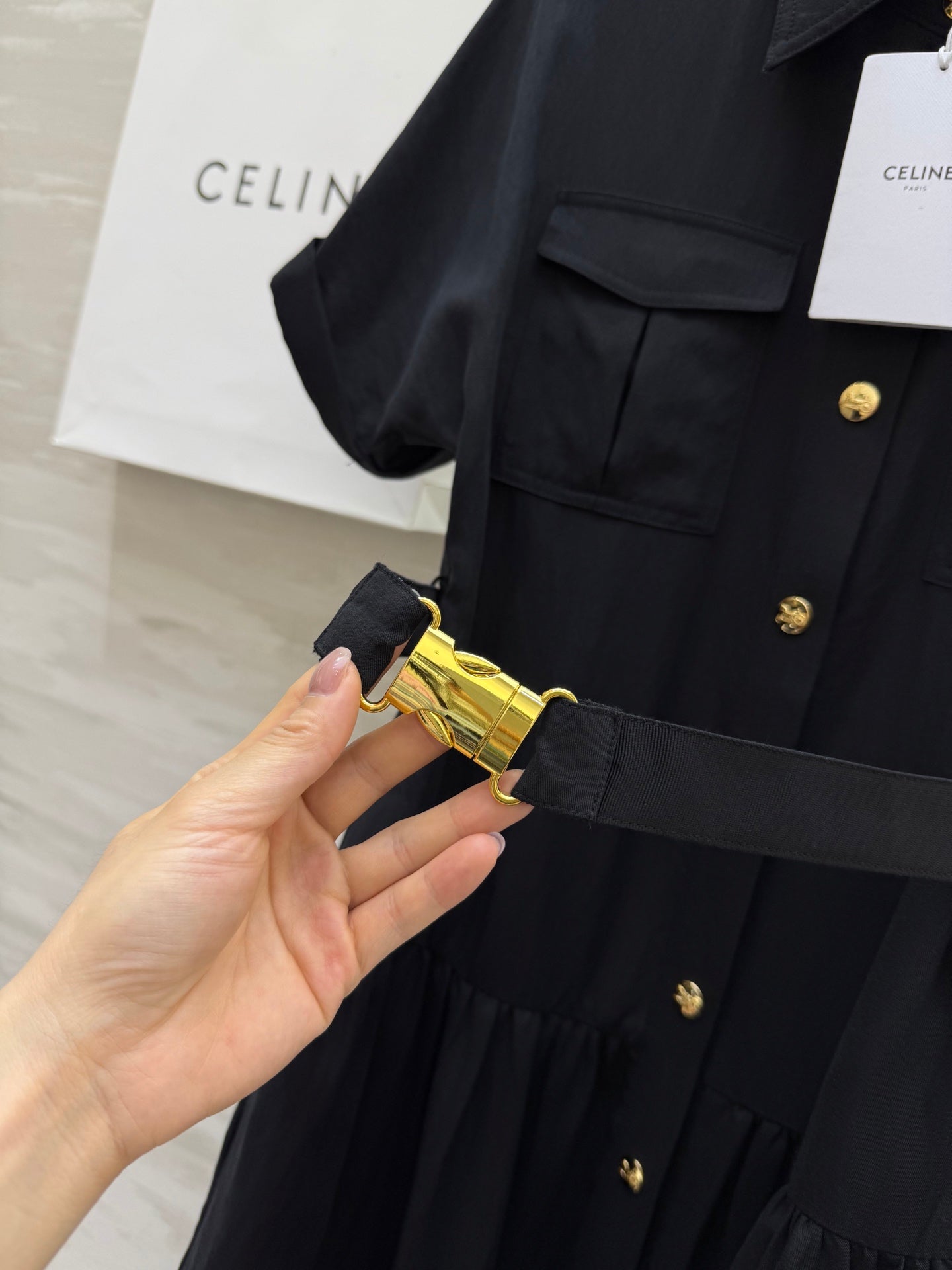 C*♥2025 new gold button lapel waisted dress