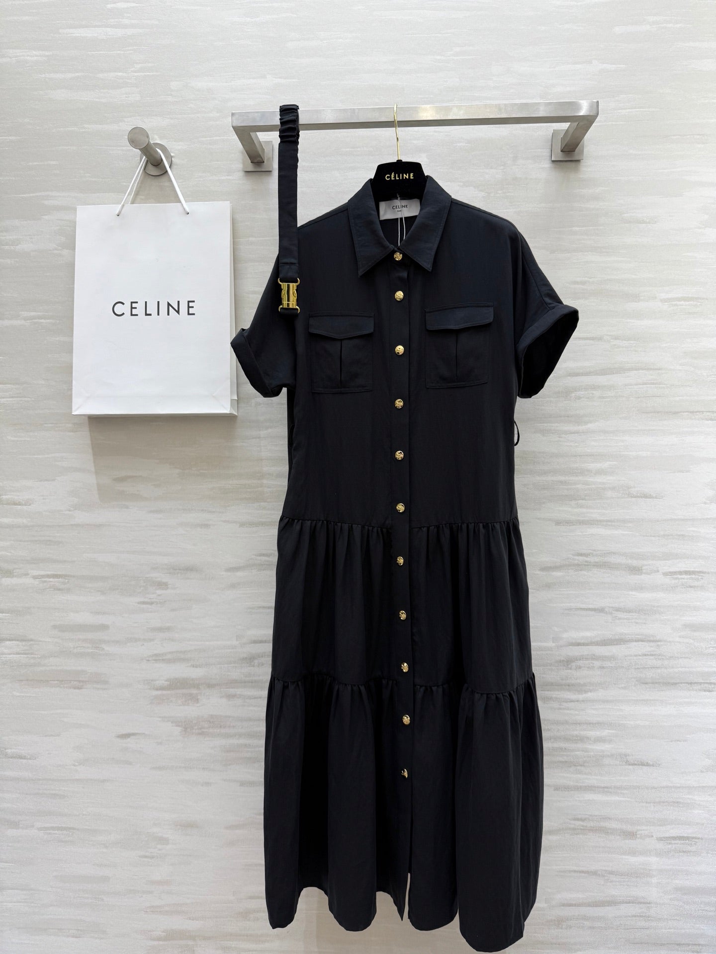 C*♥2025 new gold button lapel waisted dress